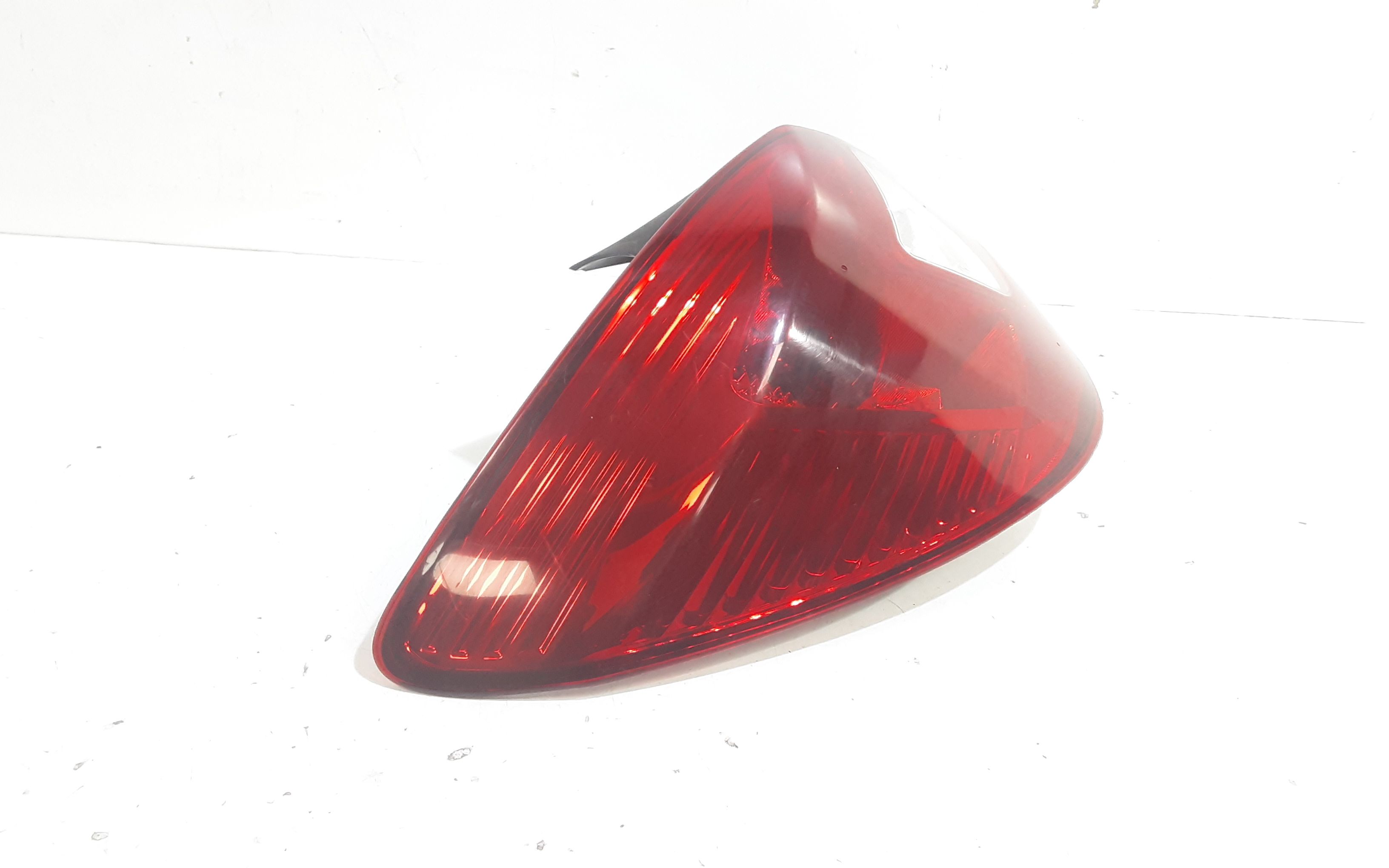 Stop fanale Posteriore sinistro lato Guida OPEL Corsa D 3P 1 Serie