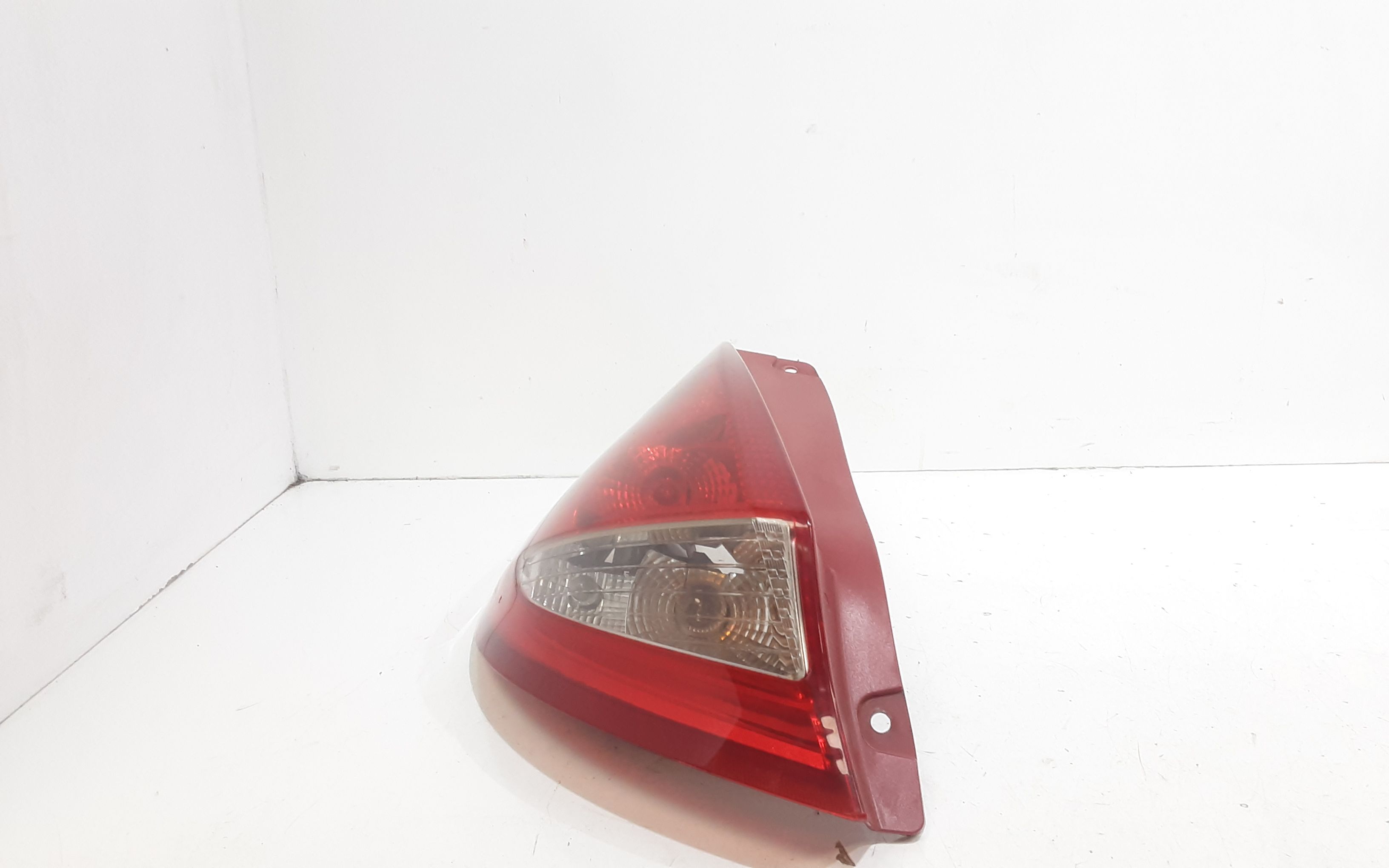 Stop fanale Posteriore sinistro lato Guida FORD Fiesta 6 Serie