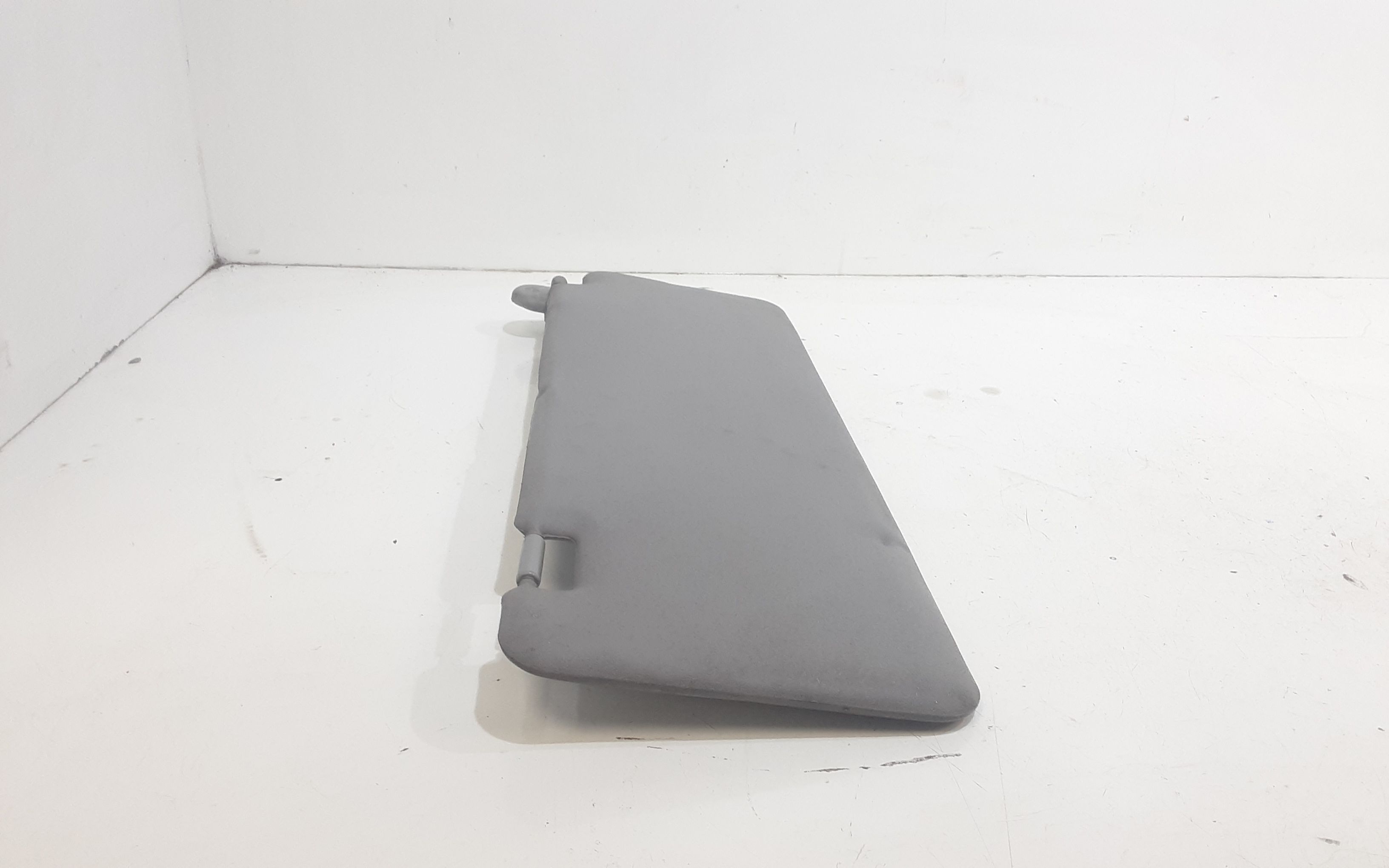 Parasole aletta Lato Passeggero NISSAN Atleon Serie (97>13)