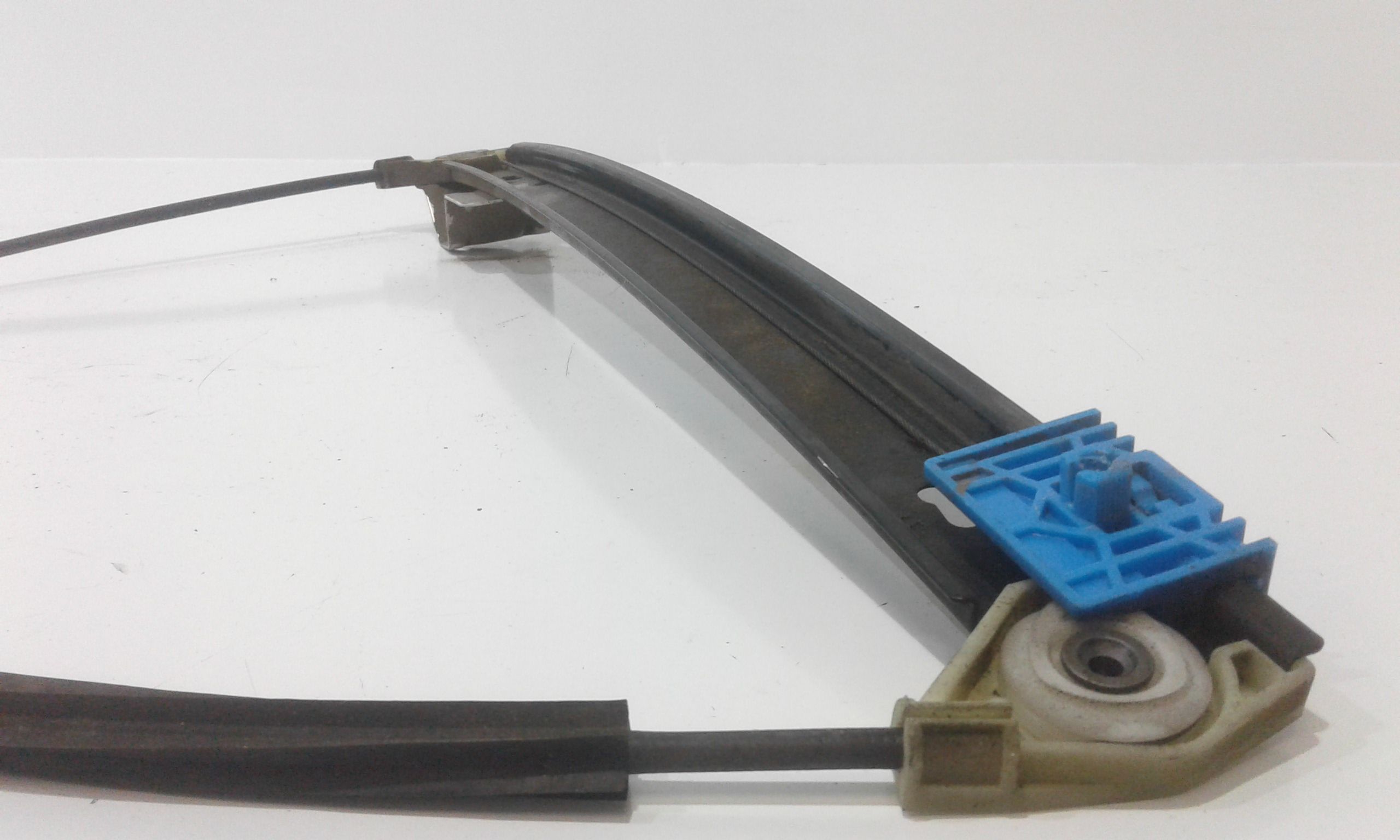 Cremagliera anteriore destra passeggero AUDI A4 Avant (8E) 1 serie