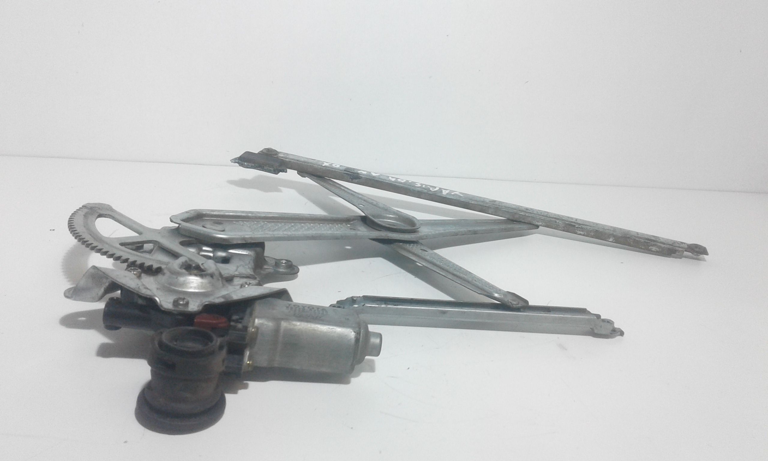 Cremagliera anteriore destra passeggero TOYOTA Yaris 2 Serie