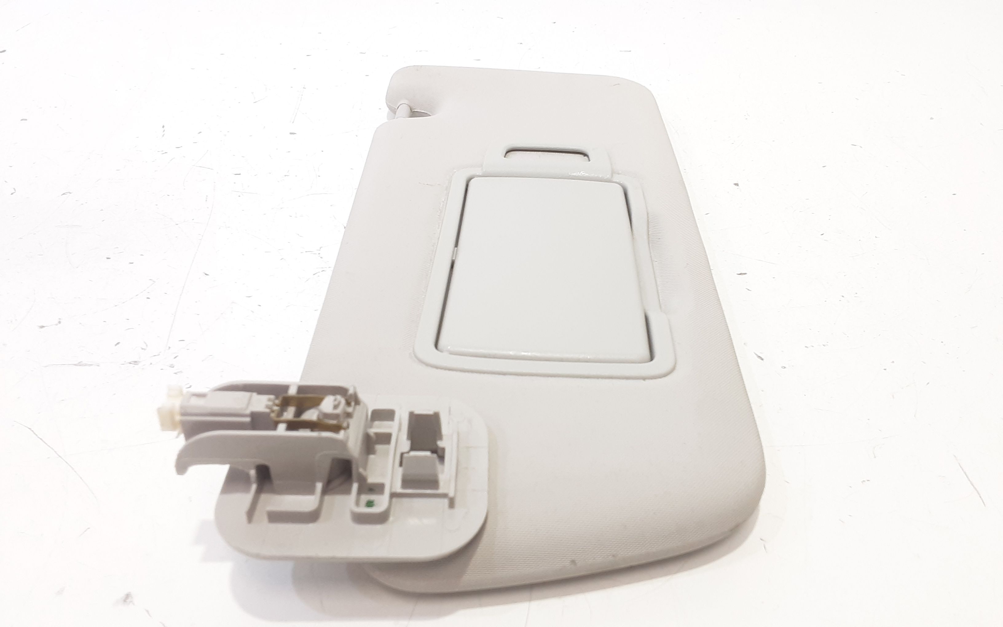 Parasole aletta anteriore Lato Guida RENAULT Megane Grand Coup (16>)