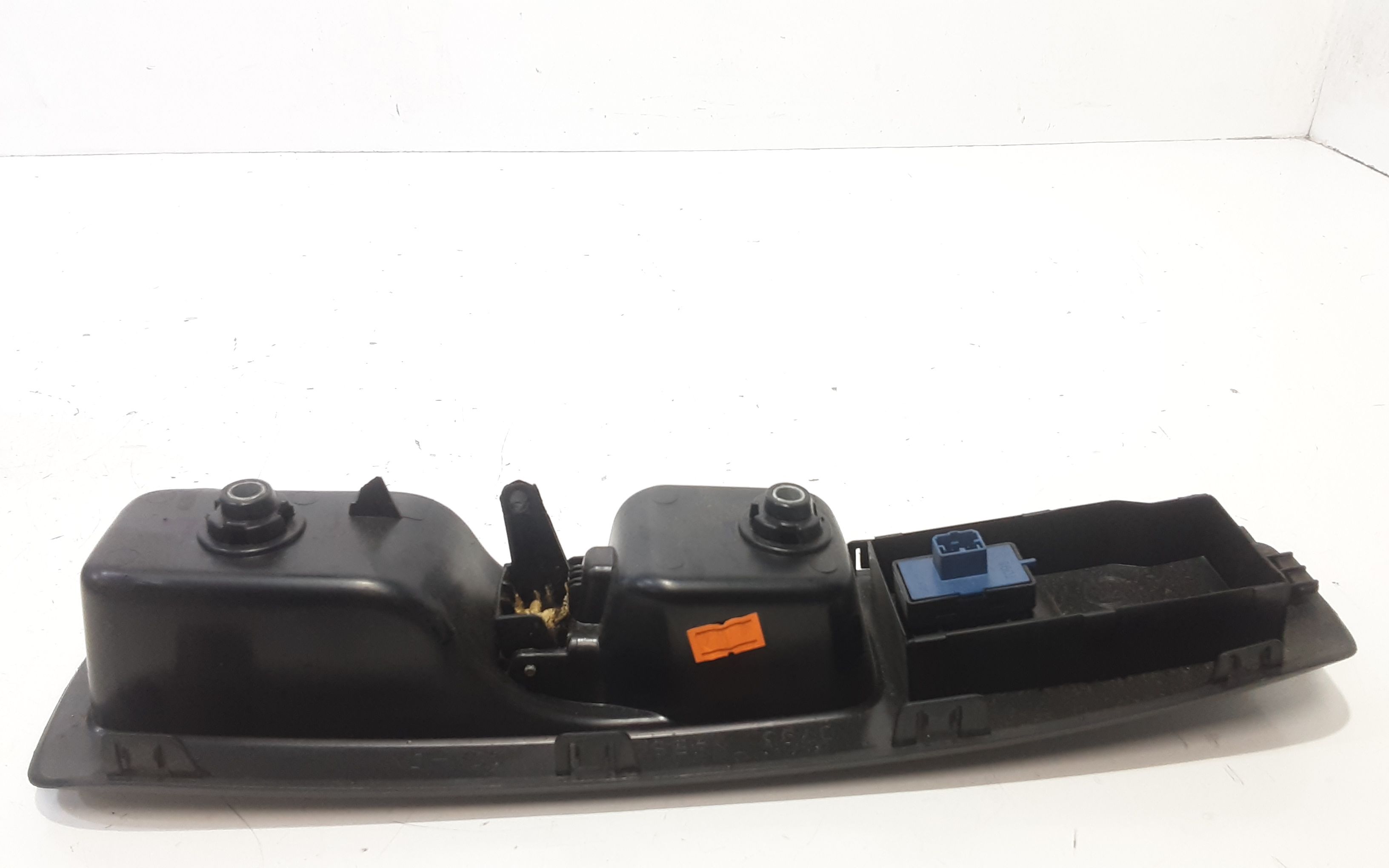 Pulsantiera Anteriore Destra Passeggero FIAT Dobl Cargo (10>18)