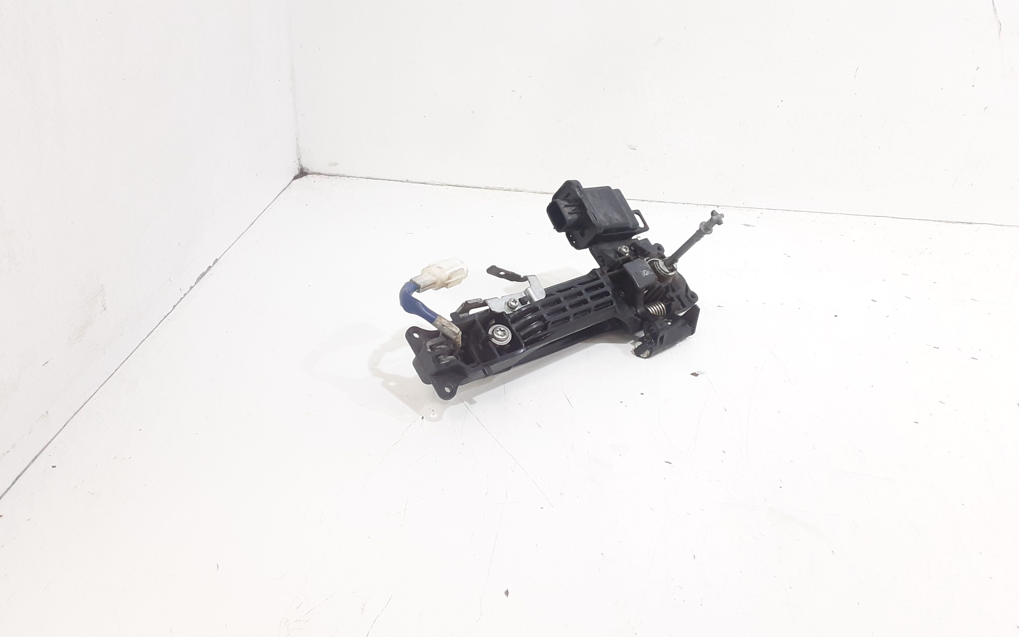 Maniglia esterna Anteriore Sinistra TOYOTA Rav4 5 Serie