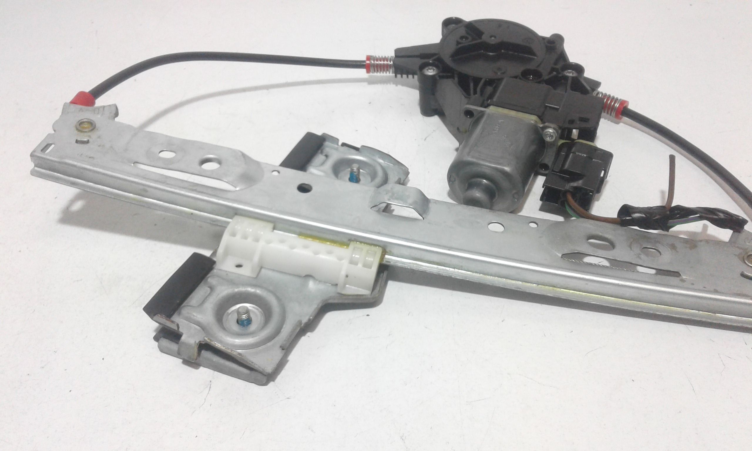 Cremagliera posteriore sinistra guida FORD Fiesta 6 Serie