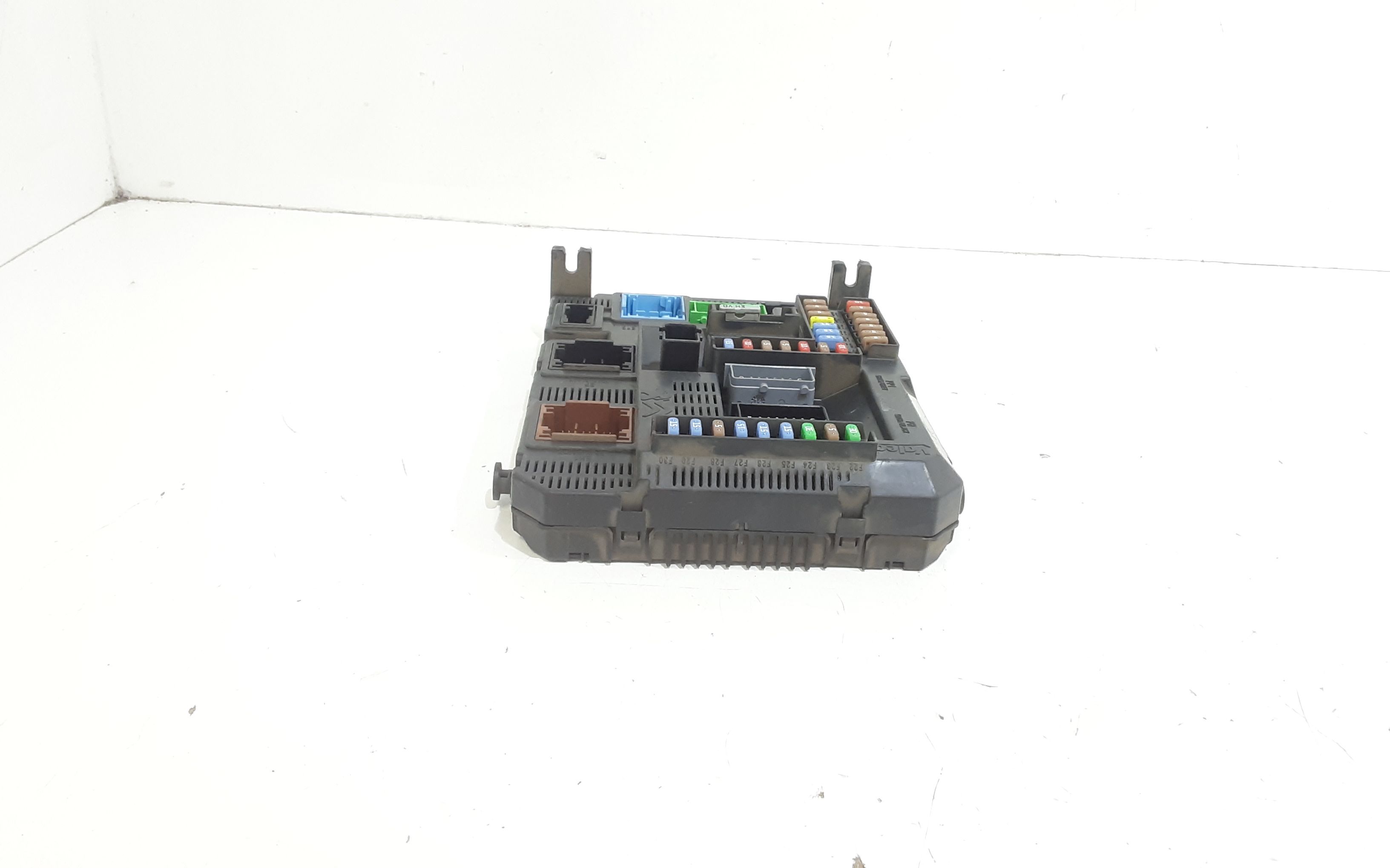 Body Computer PEUGEOT 2008 1 Serie