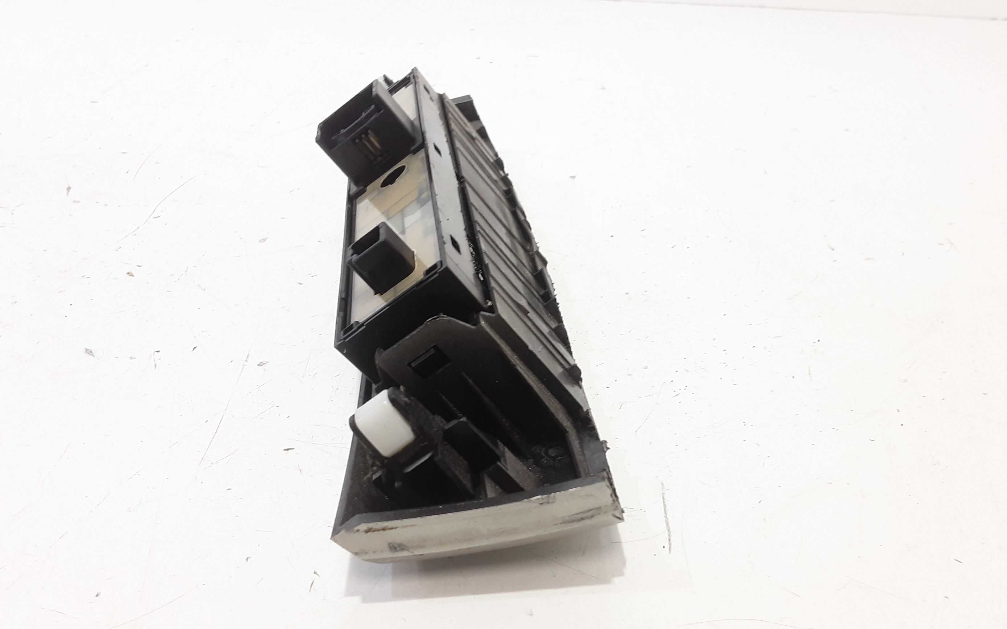 Pulsante luci di emergenza TOYOTA Corolla Verso 2 Serie