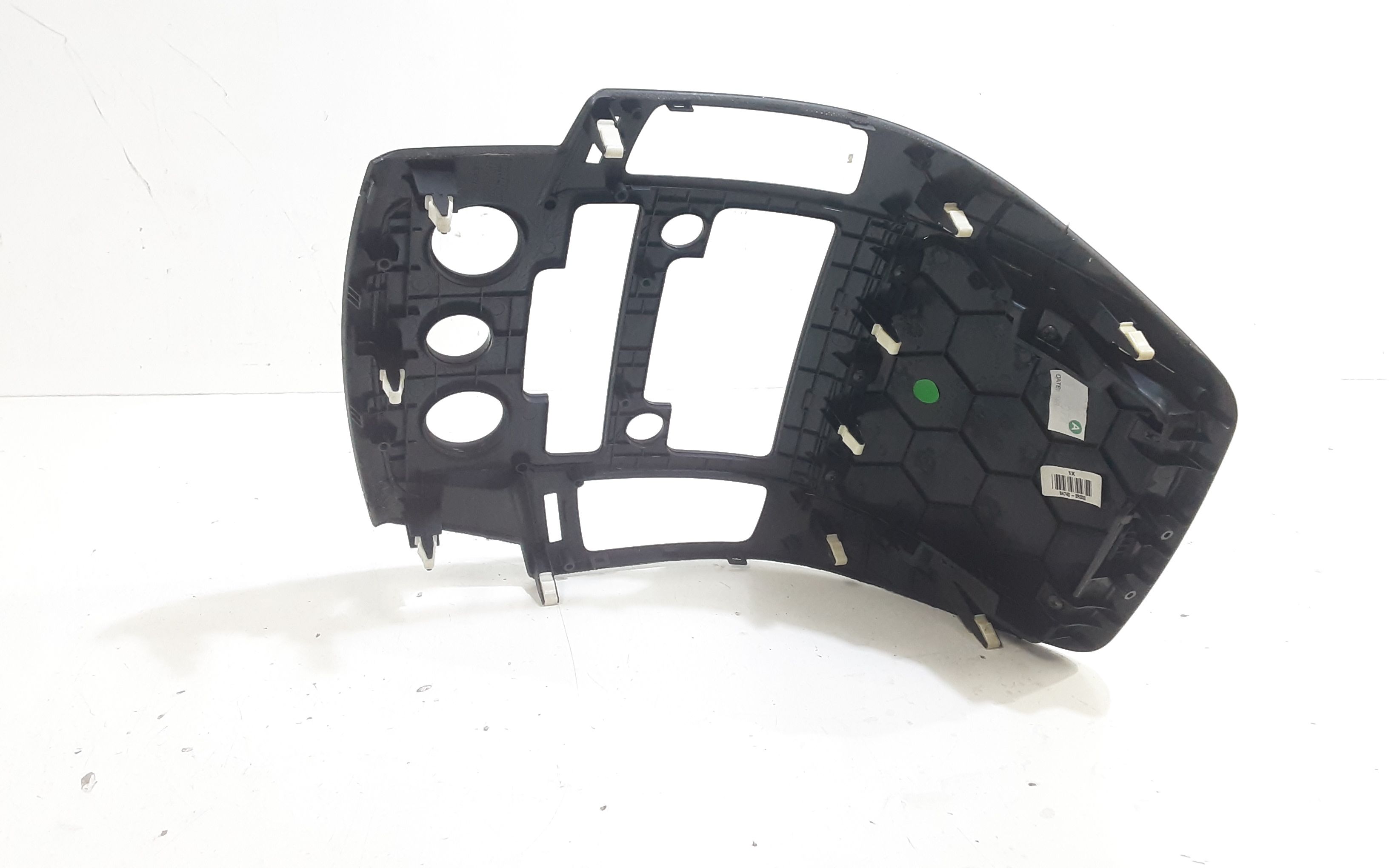 Modanatura Centrale Cruscotto HYUNDAI i30 Serie (07>11)