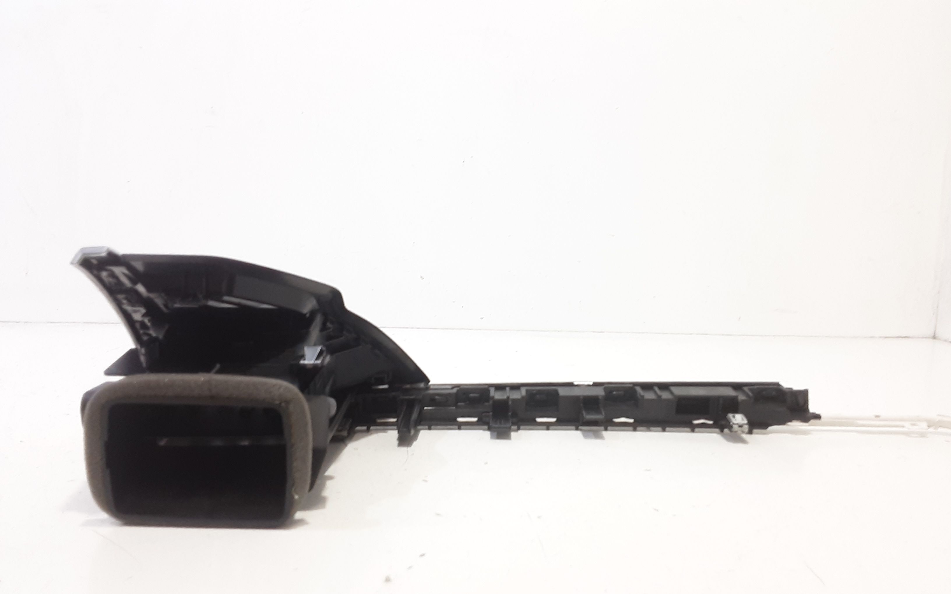 Bocchetta aria cruscotto lato passeggero BMW iX3 Elettrica (G08) 80kW / 109 cv (20>)