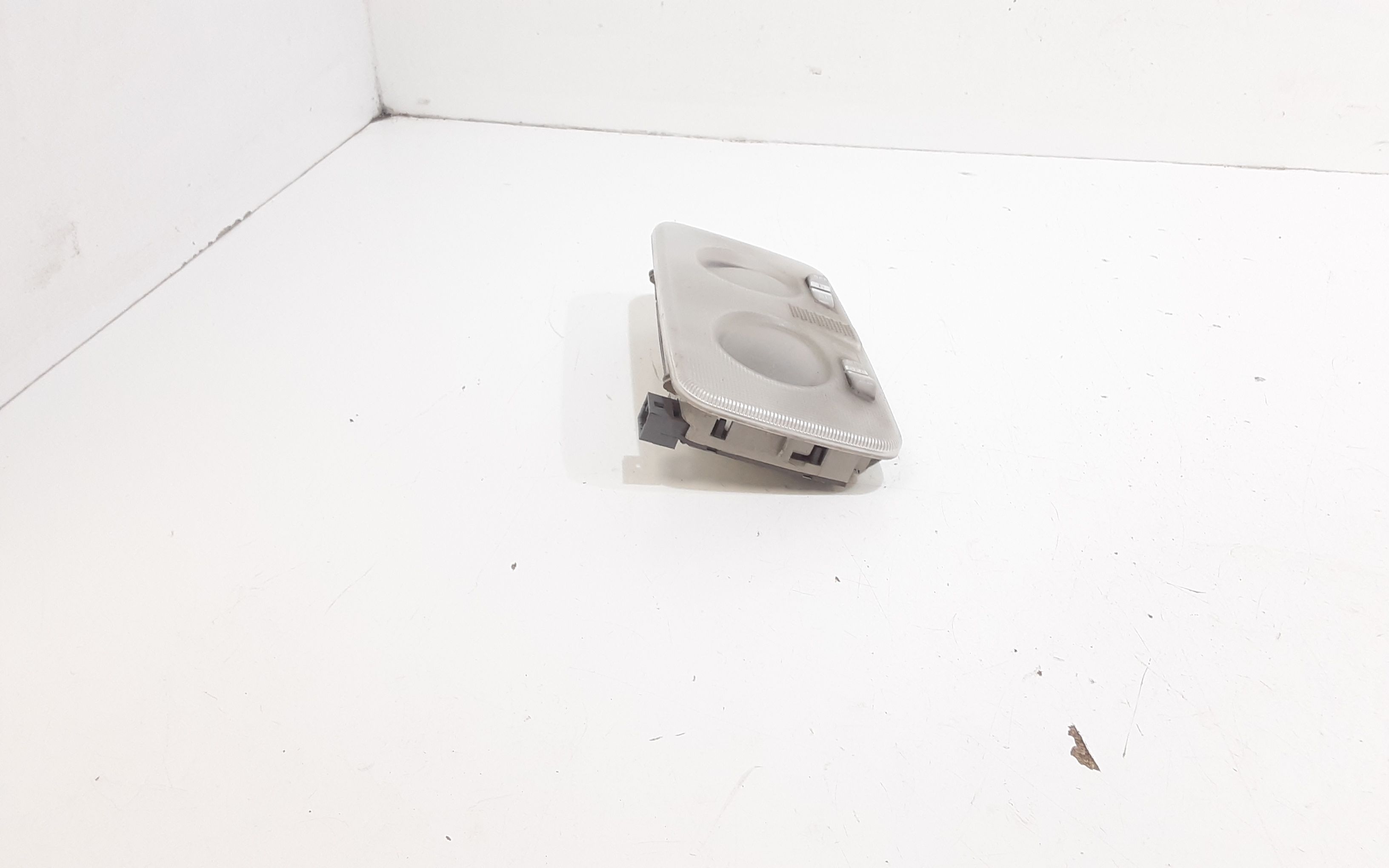 Luce di cortesia anteriore FIAT Dobl Cargo (10>18)