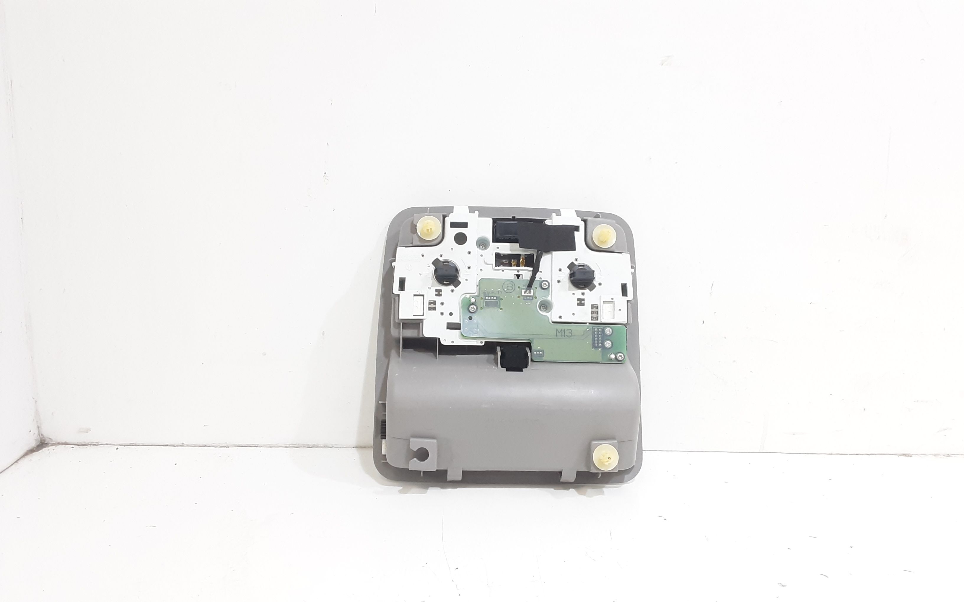 Luce di cortesia anteriore TOYOTA Rav4 5 Serie