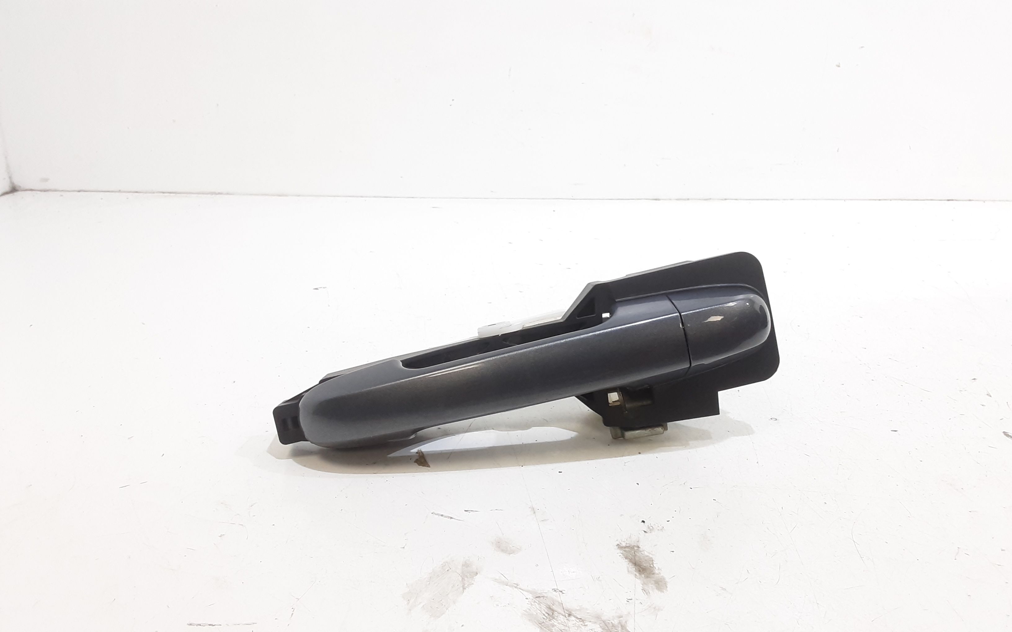 Maniglia esterna Posteriore Sinistra HYUNDAI i30 Serie (07>11)