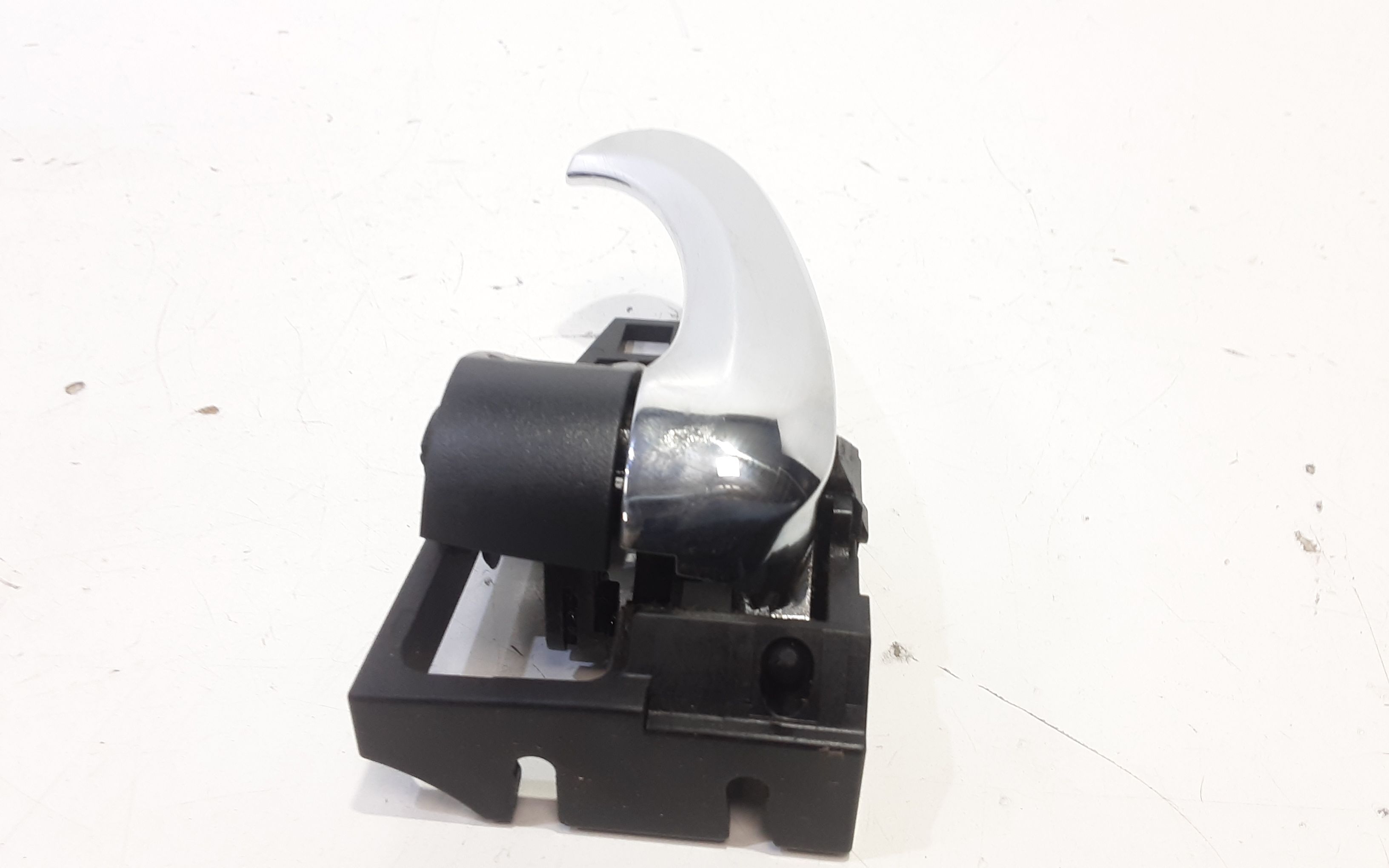 Maniglia interna Posteriore Sinistra TOYOTA Rav4 5 Serie