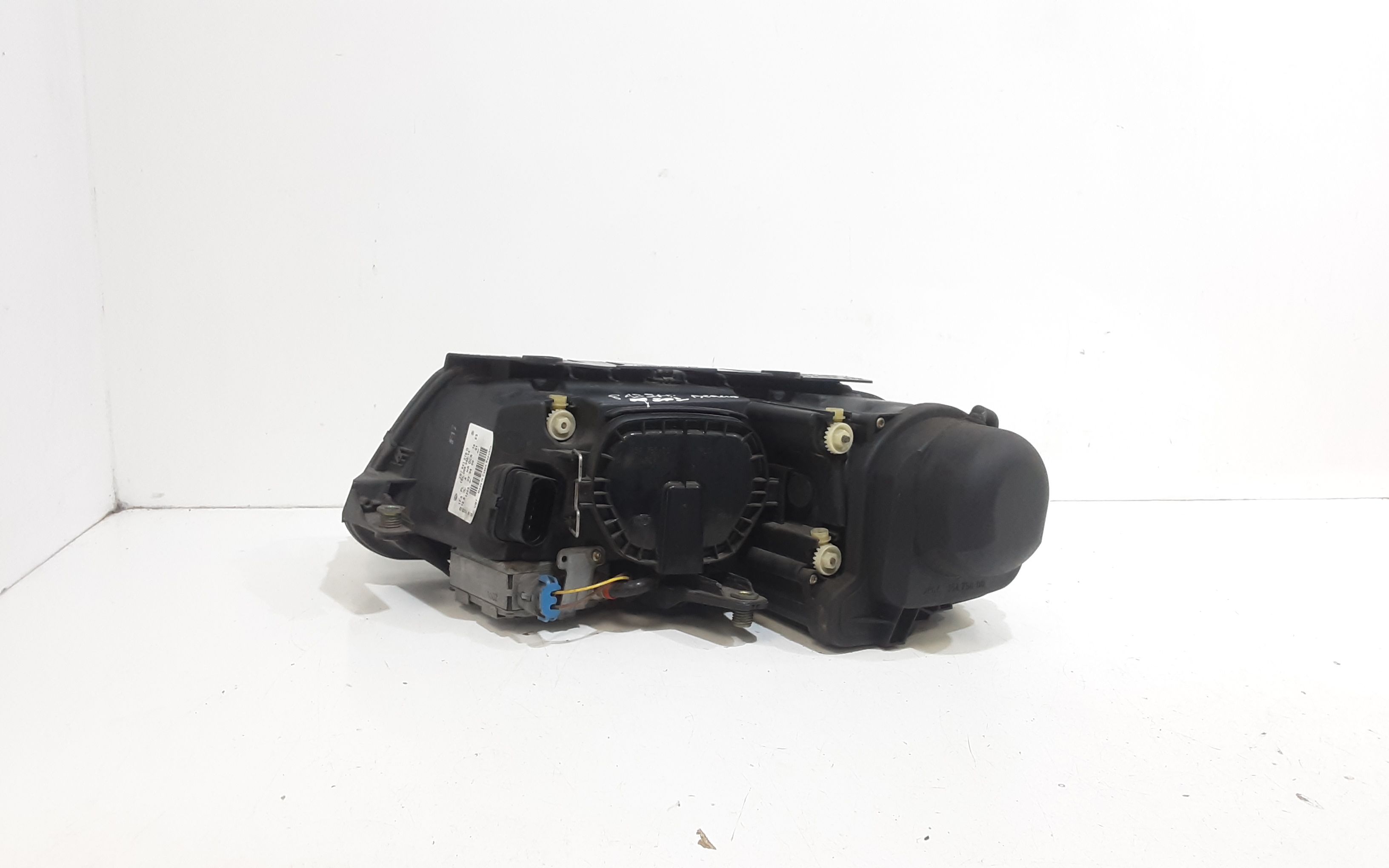 Faro anteriore DX allo Xeno VOLKSWAGEN Passat Berlina 3 Serie