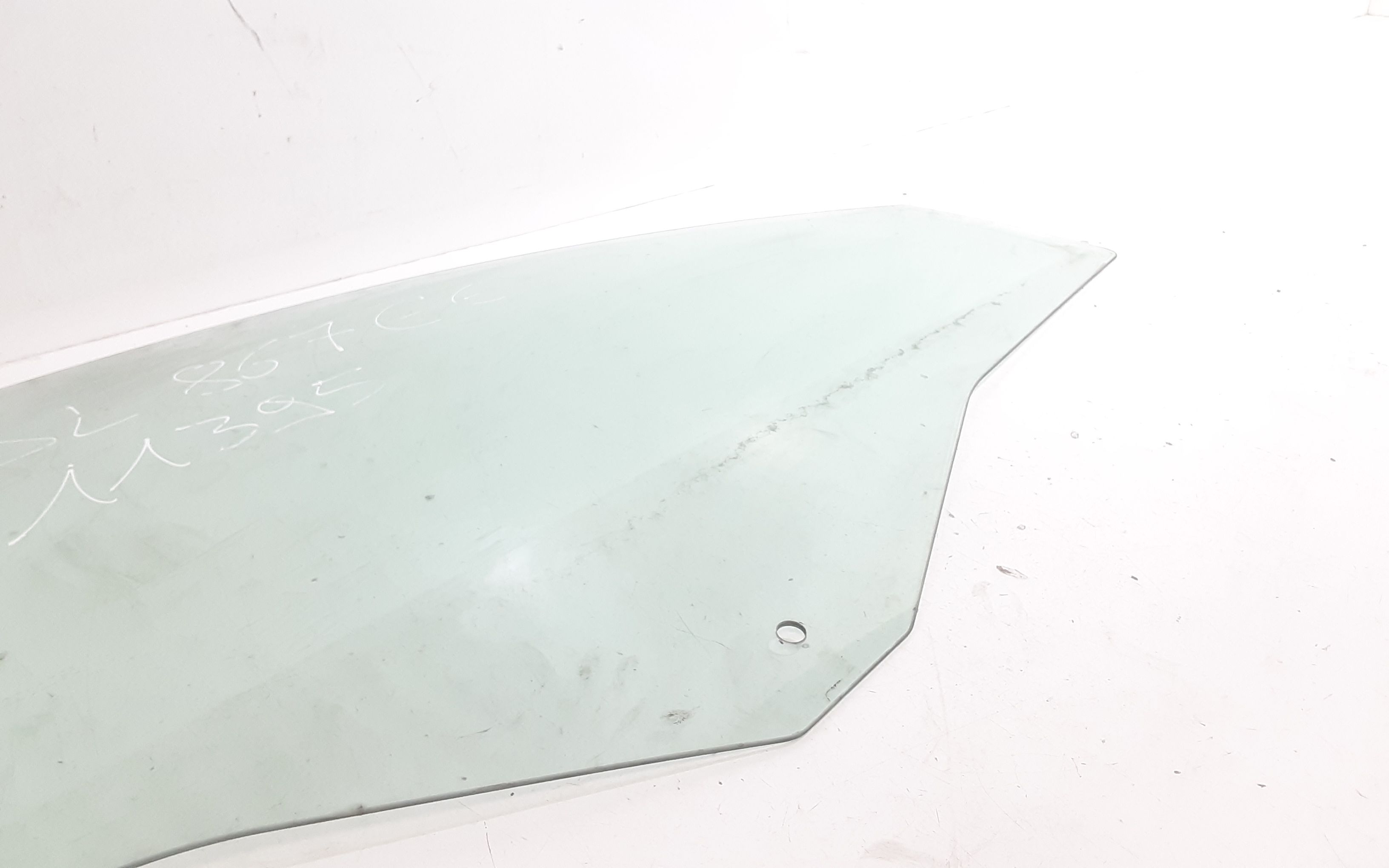 Vetro scendente anteriore destro FIAT 500 Serie (07>14)