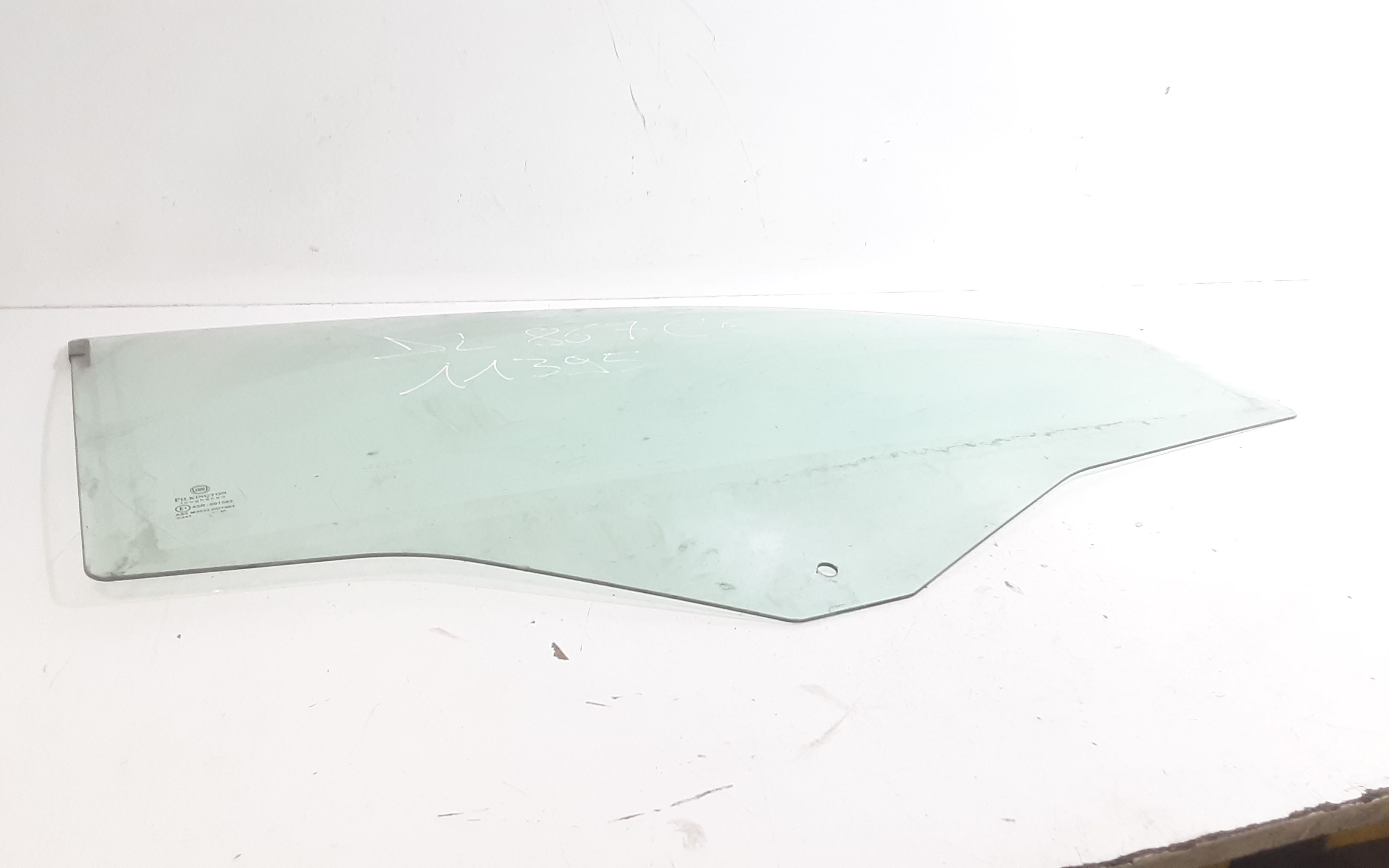 Vetro scendente anteriore destro FIAT 500 Serie (07>14)