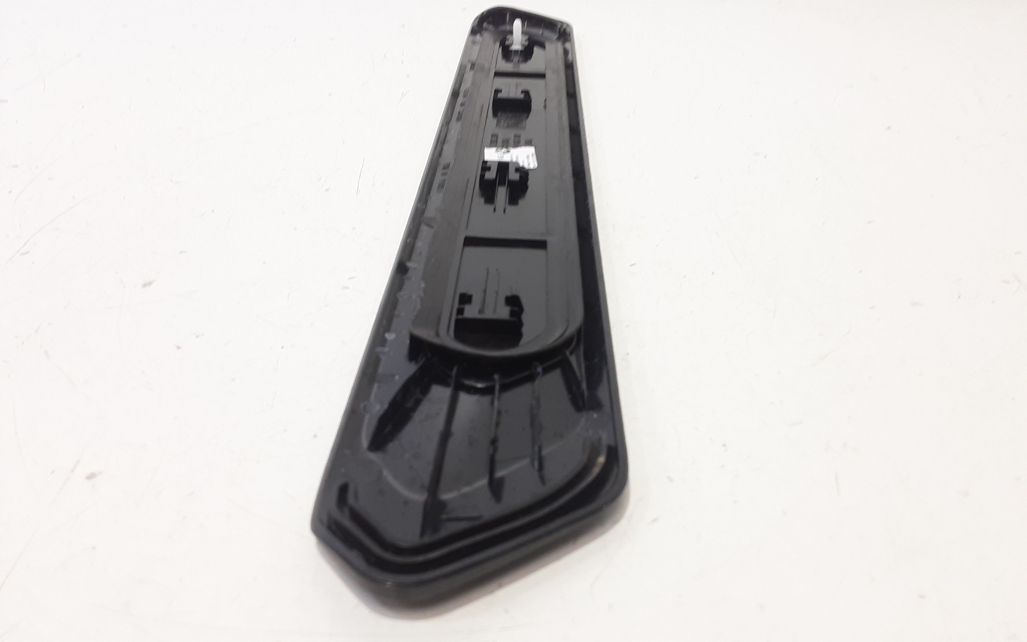 Batticalcagno Anteriore Destro BMW iX3 Elettrica (G08) 80kW / 109 cv (20>)