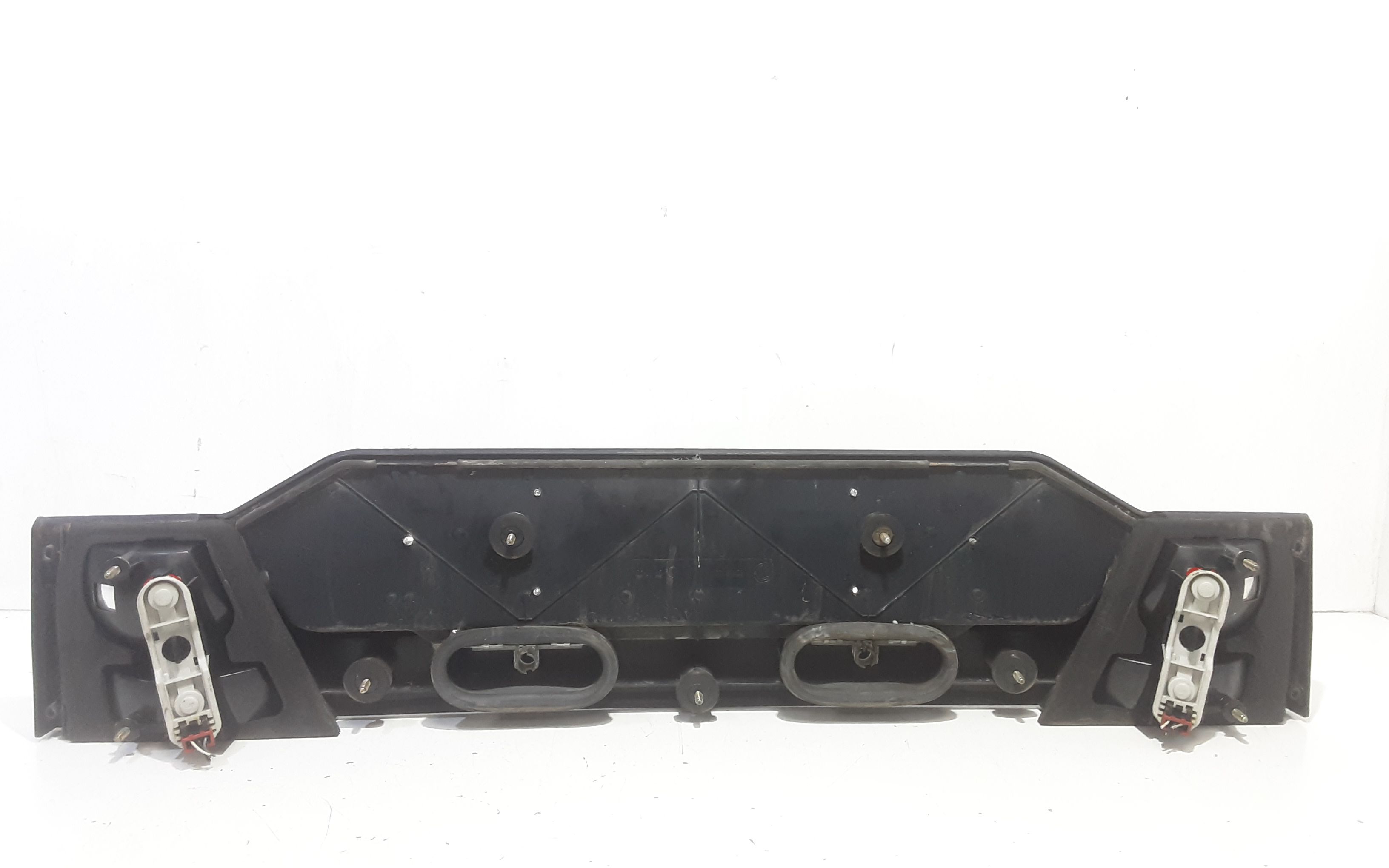 Stop centrale fascia portellone posteriore ALFA ROMEO 155 Serie (167_) (92>95)