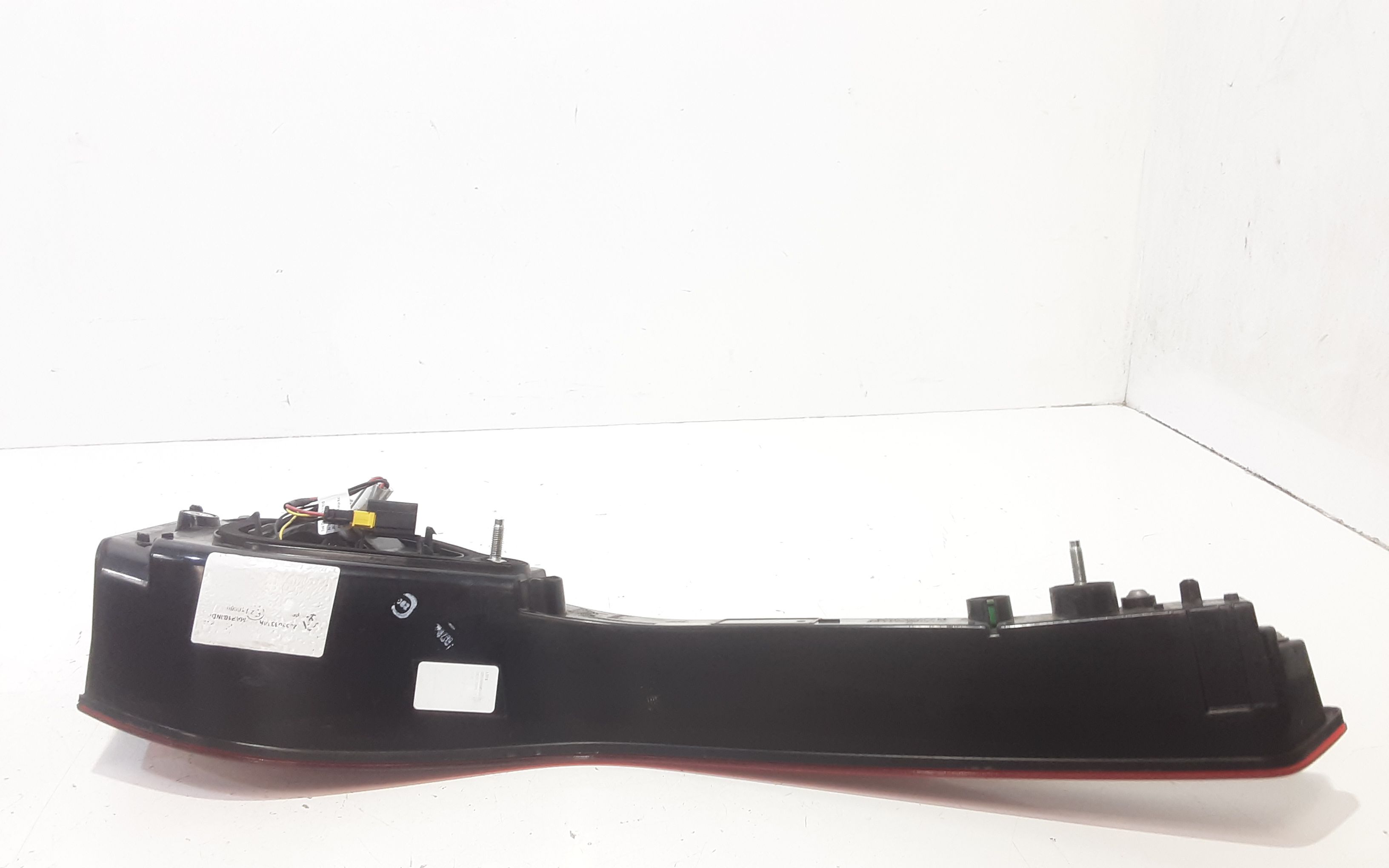 Stop posteriore sinistro a led integrato nel portello RENAULT Megane Grand Coup (16>)