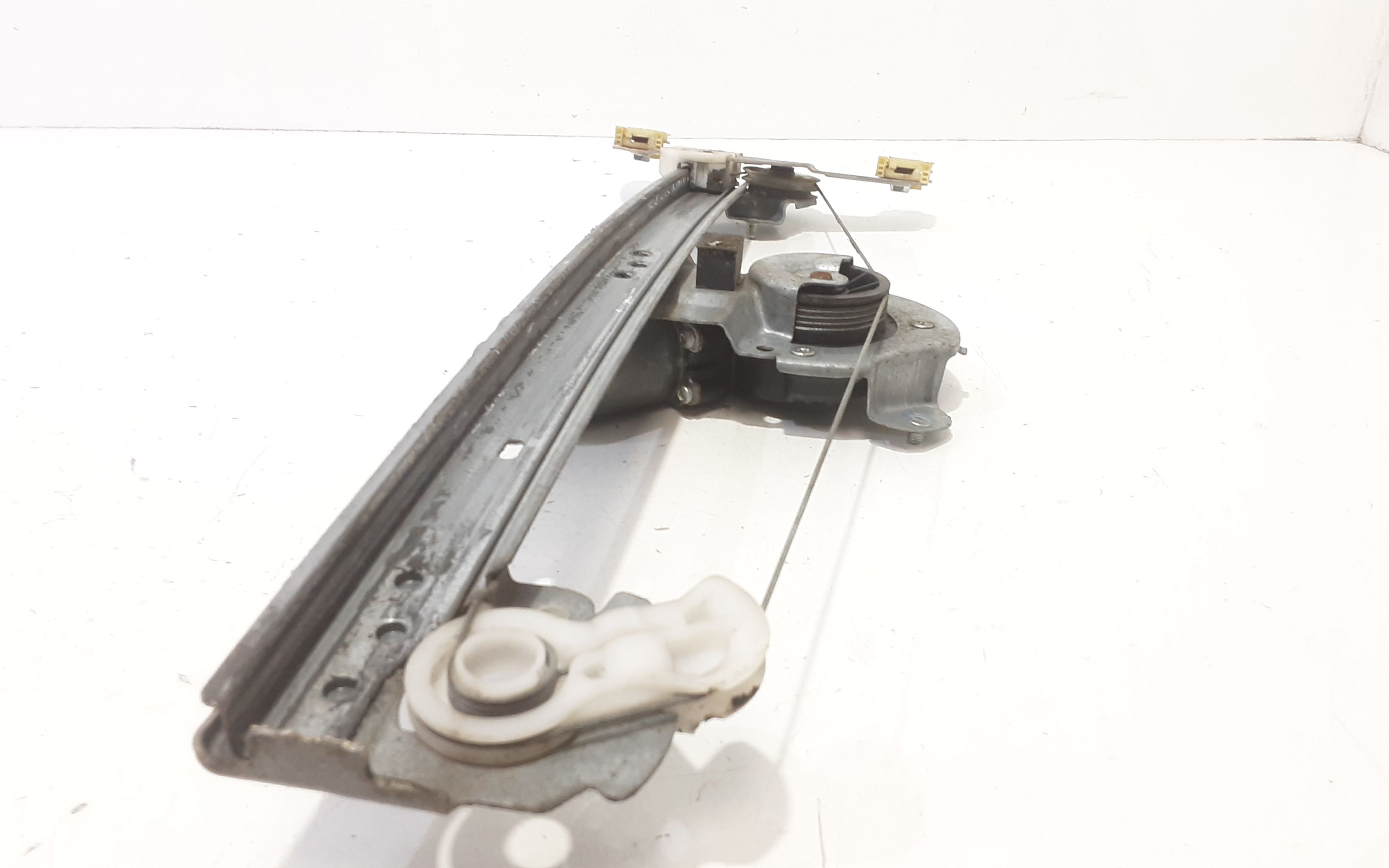 Cremagliera anteriore sinistra Guida TOYOTA Aygo 1 Serie