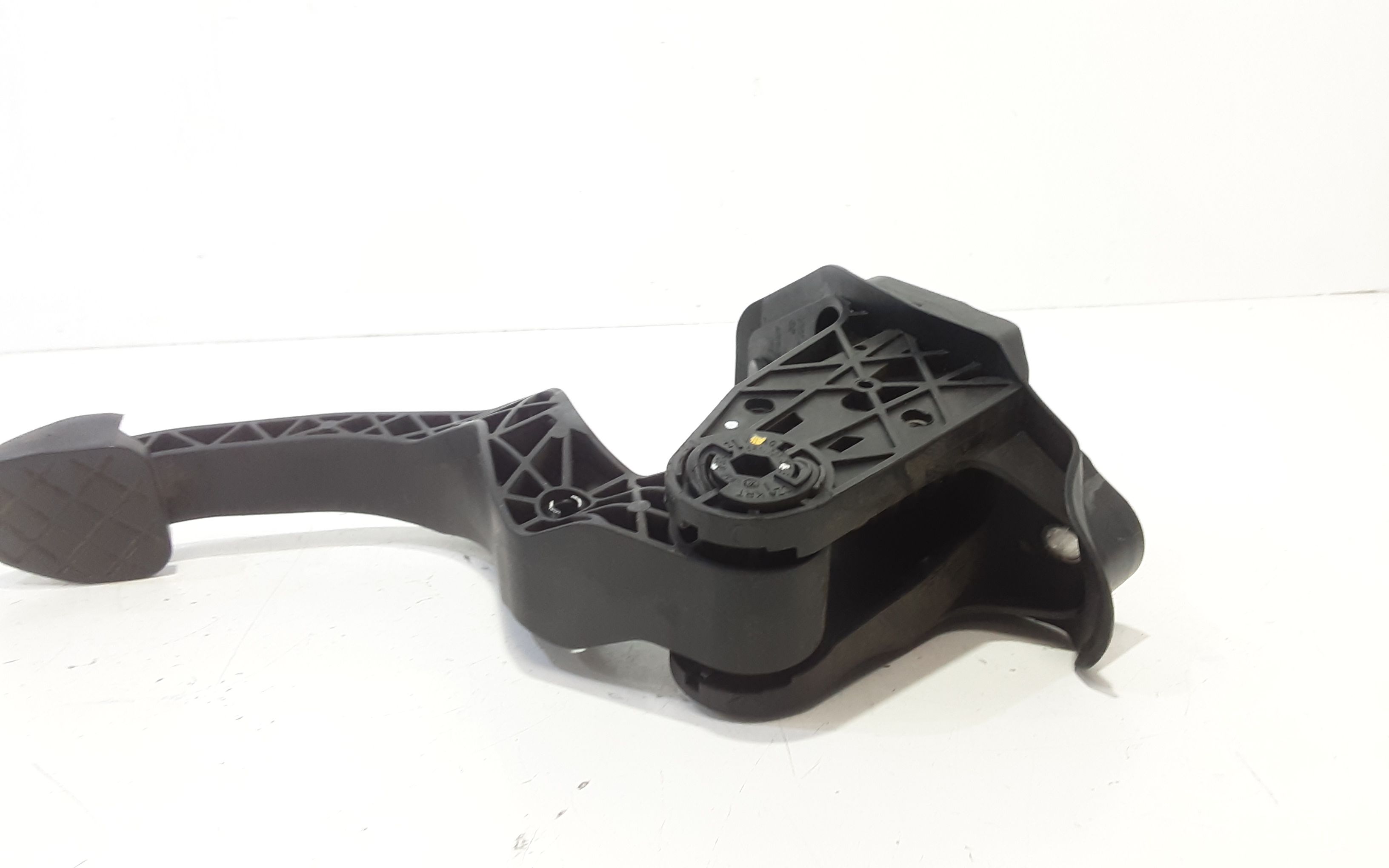 Pedale frizione VOLKSWAGEN Polo 6 Serie