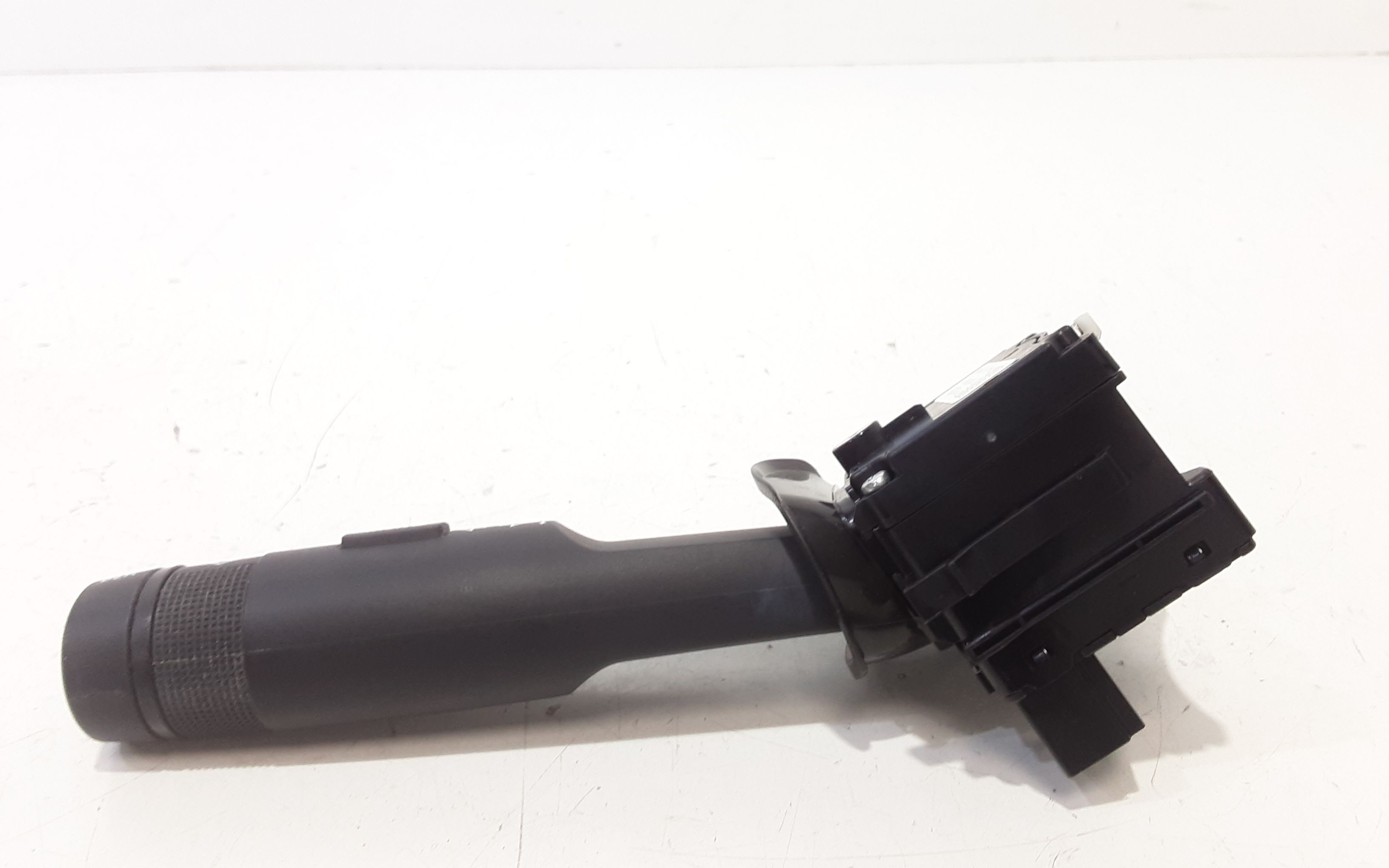 Devioluci sinistro OPEL Corsa E 3 Serie