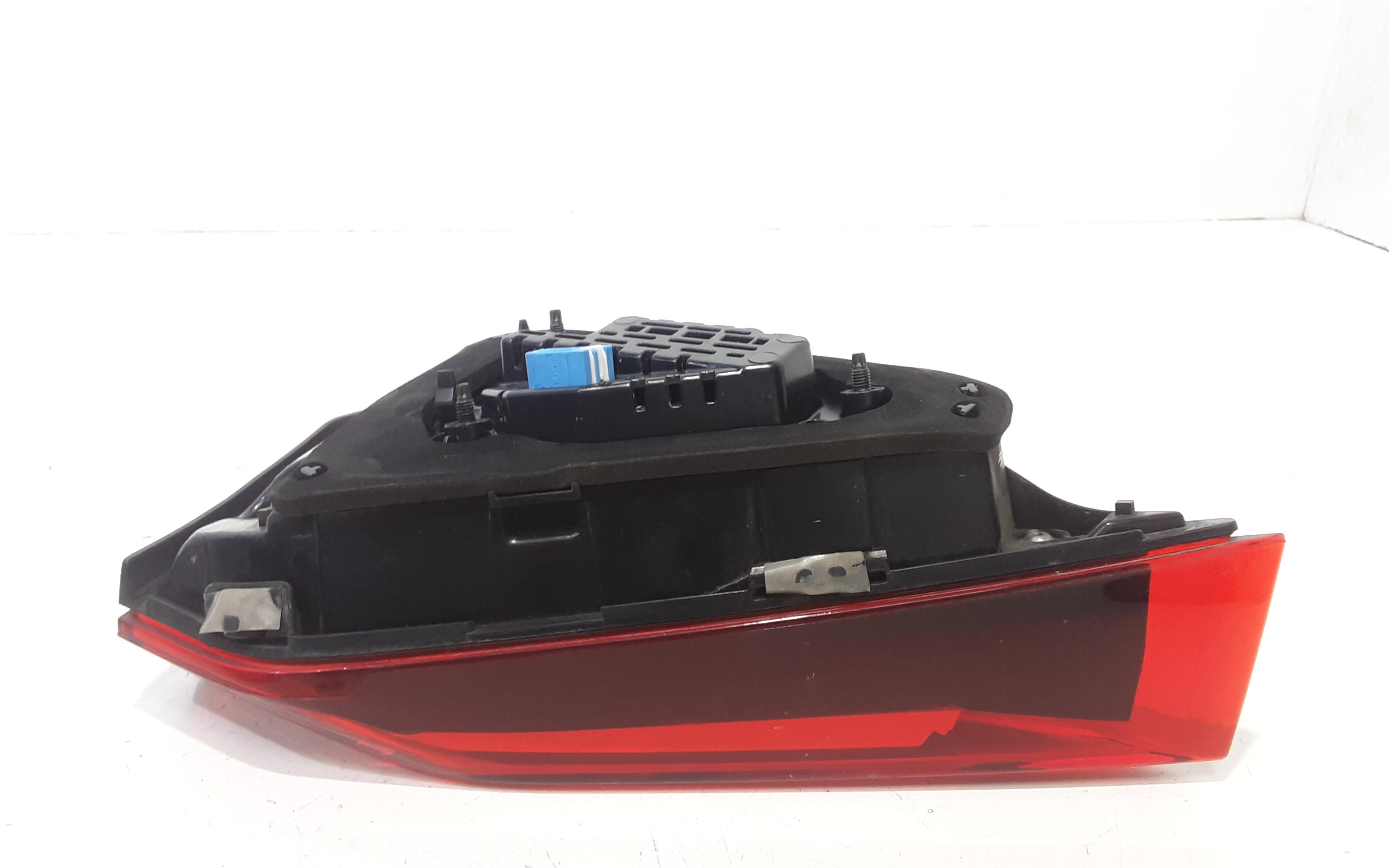 Stop posteriore destro a led integrato nel portello AUDI A1 Sportback (GBA) (18>)