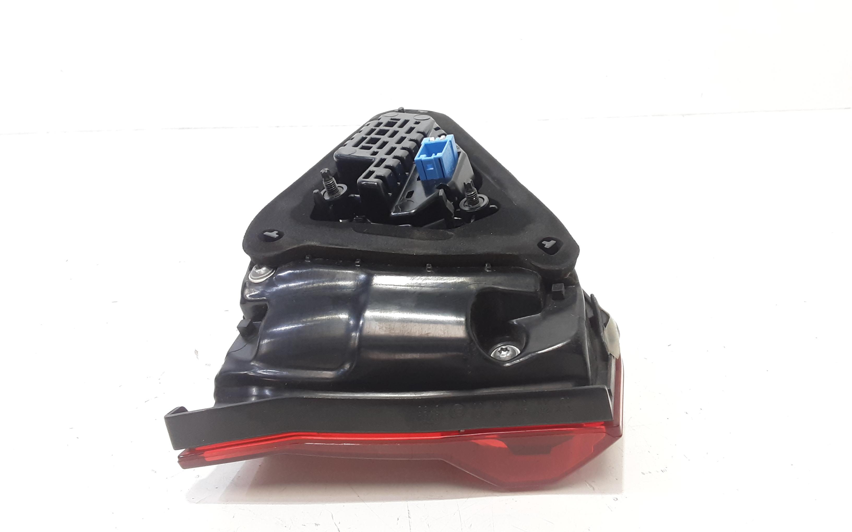 Stop posteriore destro a led integrato nel portello AUDI A1 Sportback (GBA) (18>)