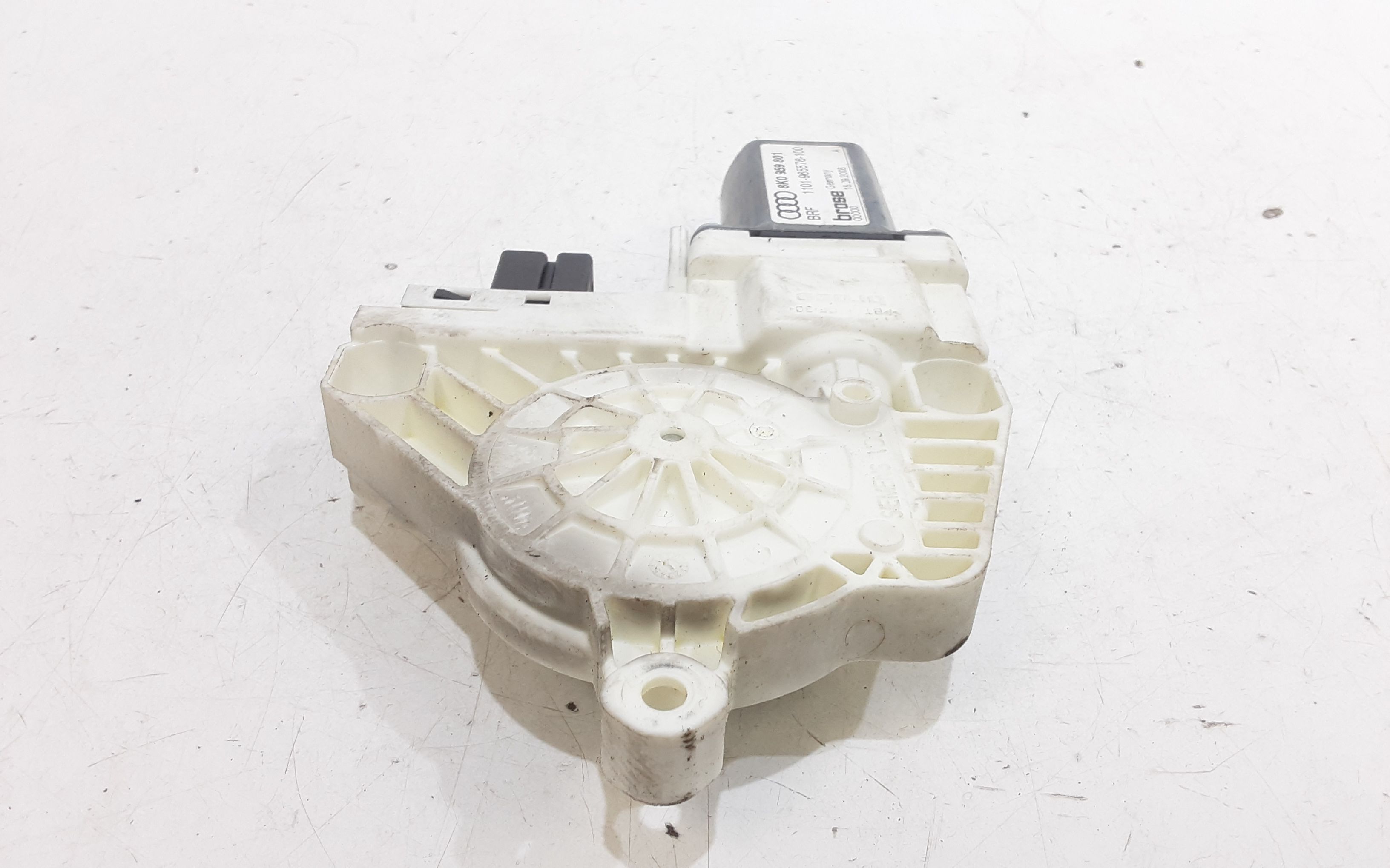 Motorino Alzavetro anteriore Sinistro AUDI A4 Avant (8K5) (08>15)