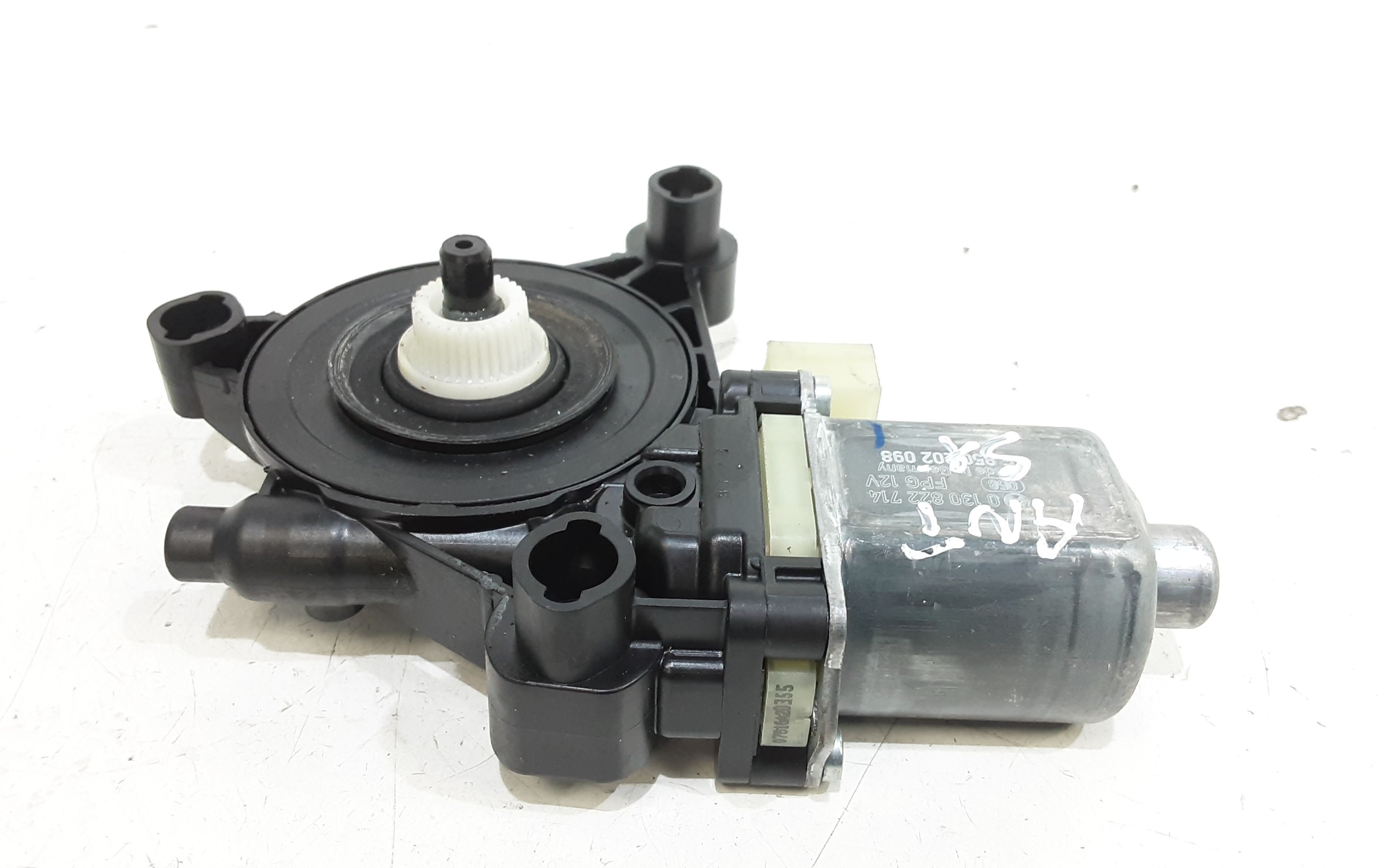 Motorino Alzavetro anteriore Sinistro VOLKSWAGEN Golf Serie VIII (19>)