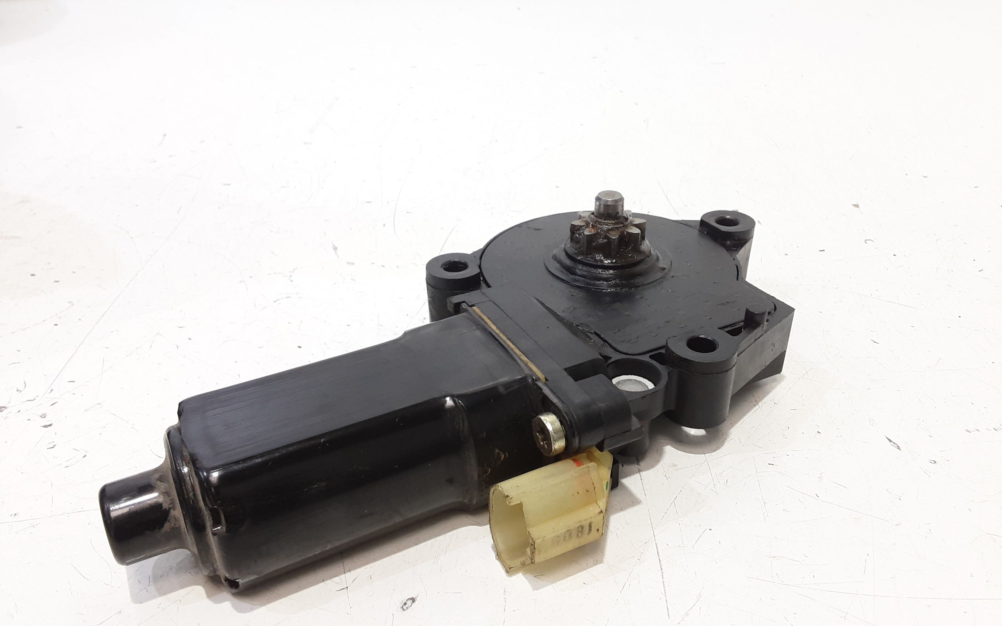 Motorino Alzavetro anteriore Sinistro HYUNDAI Tucson  Serie (04>09)