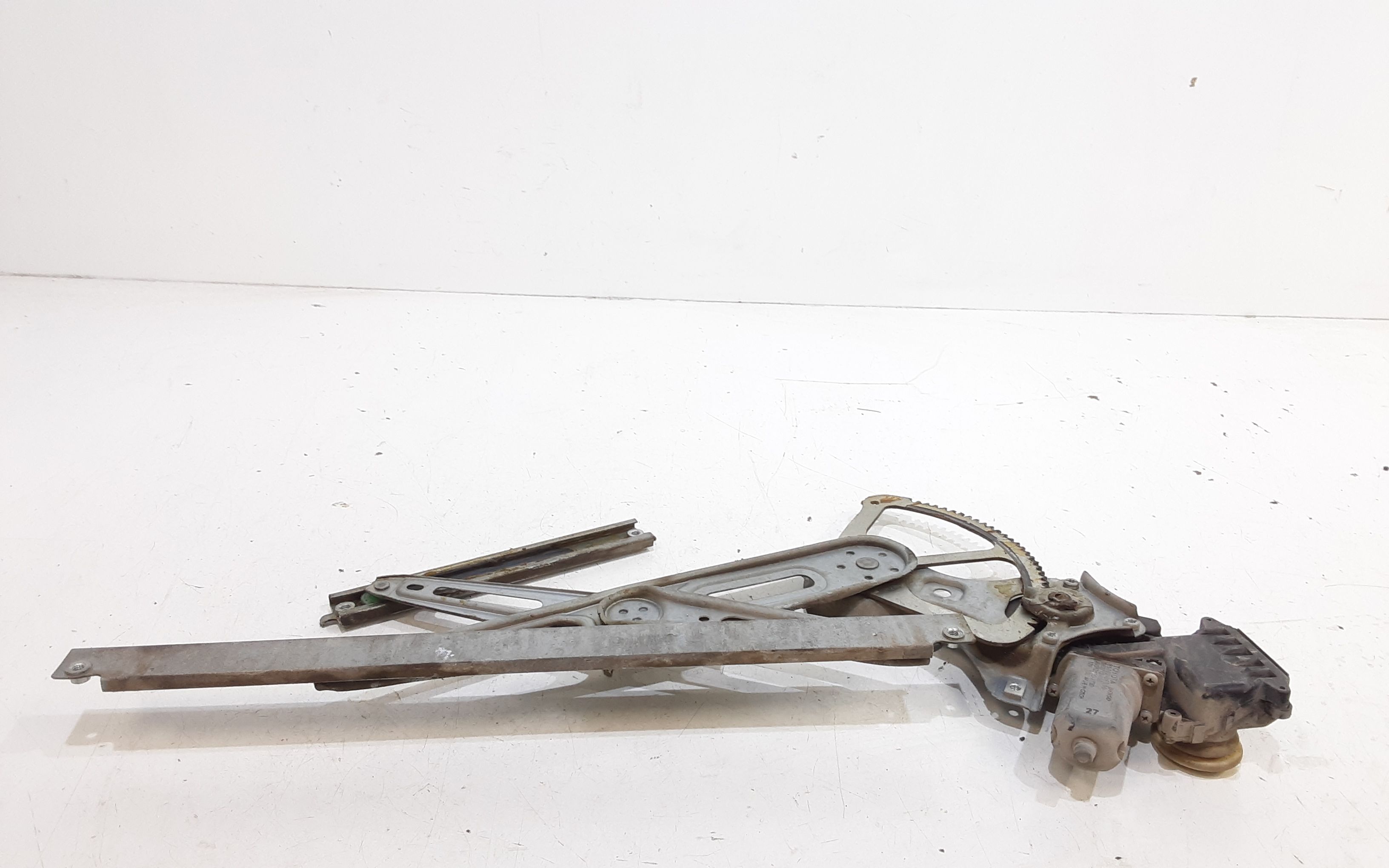 Cremagliera anteriore sinistra Guida TOYOTA Yaris Serie (05>08)