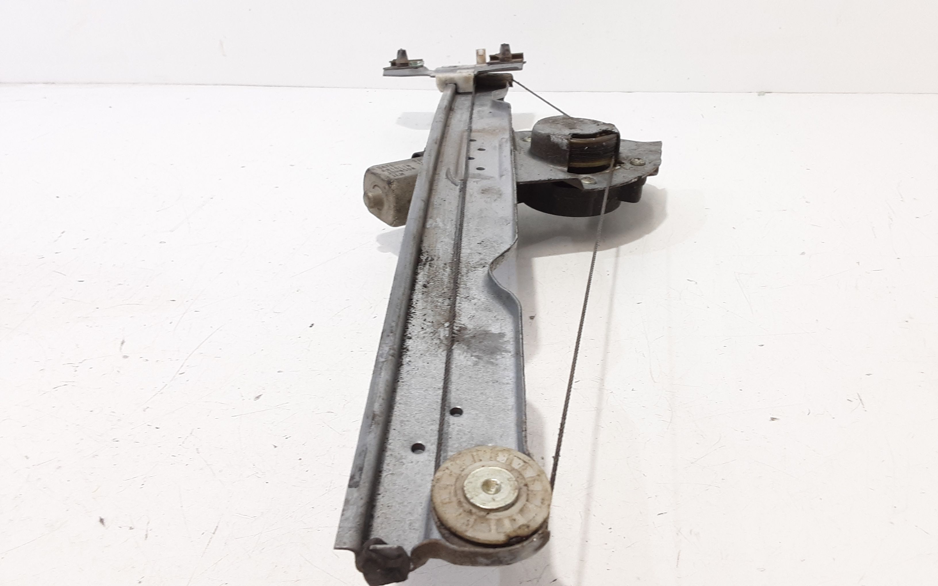 Cremagliera anteriore sinistra Guida DACIA Sandero 1 Serie