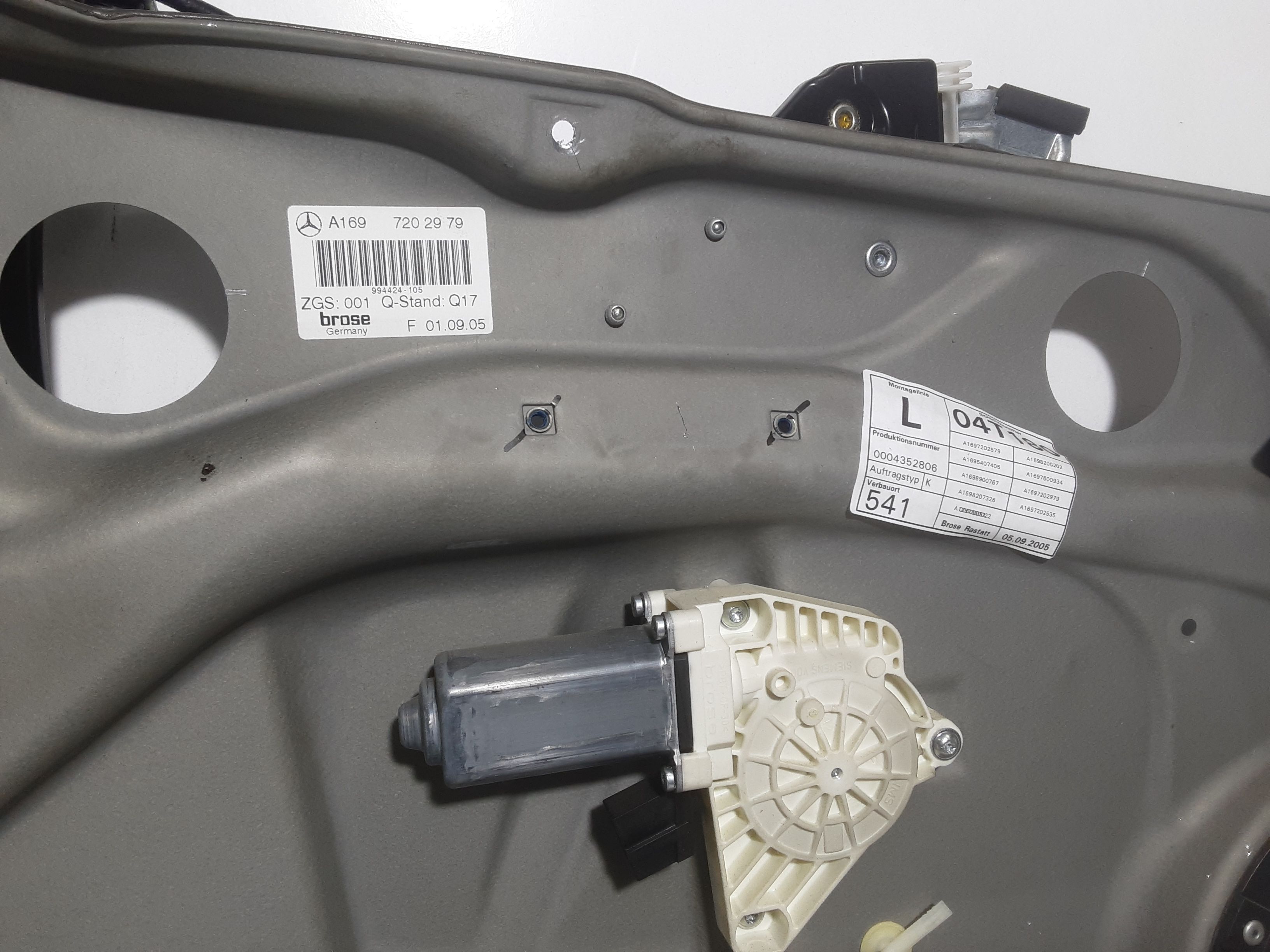 Cremagliera anteriore sinistra Guida MERCEDES Classe A W169 3 Serie