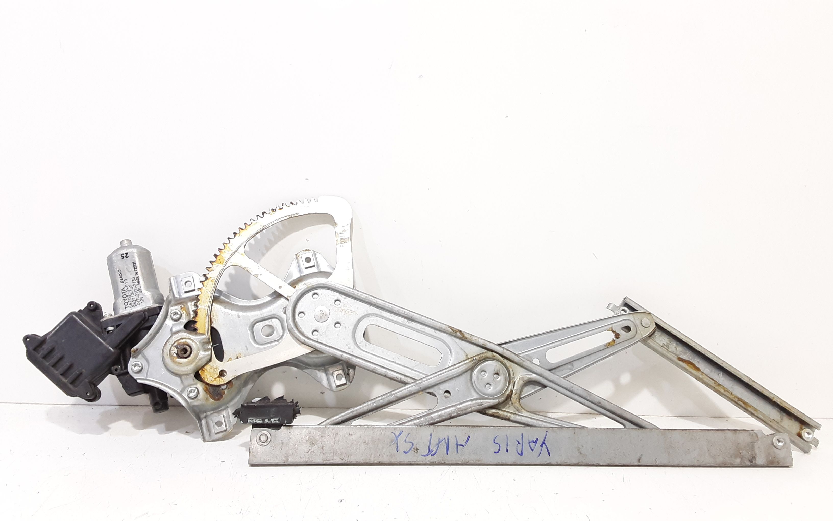 Cremagliera anteriore sinistra Guida TOYOTA Yaris Serie (08>11)