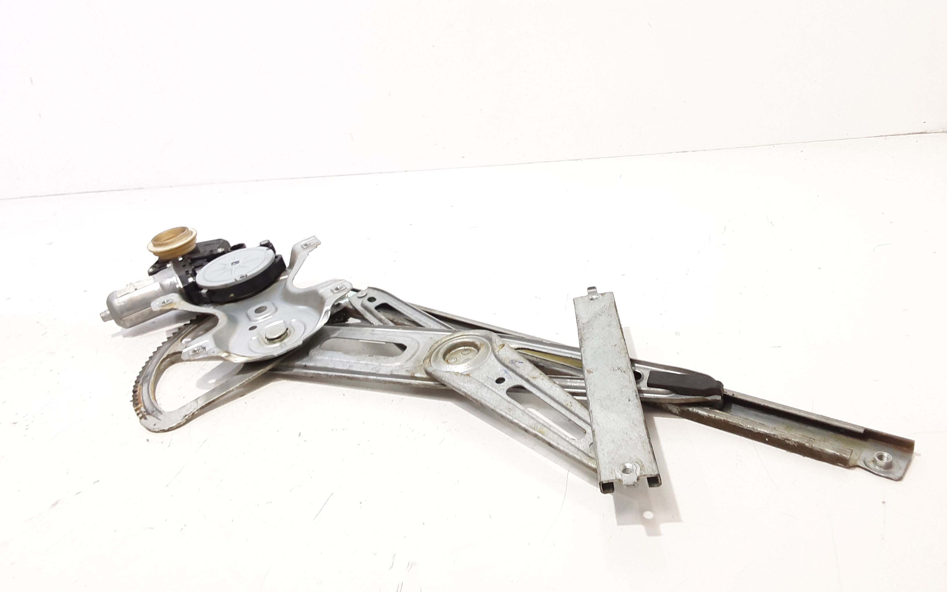 Cremagliera anteriore sinistra Guida TOYOTA Yaris Serie (08>11)