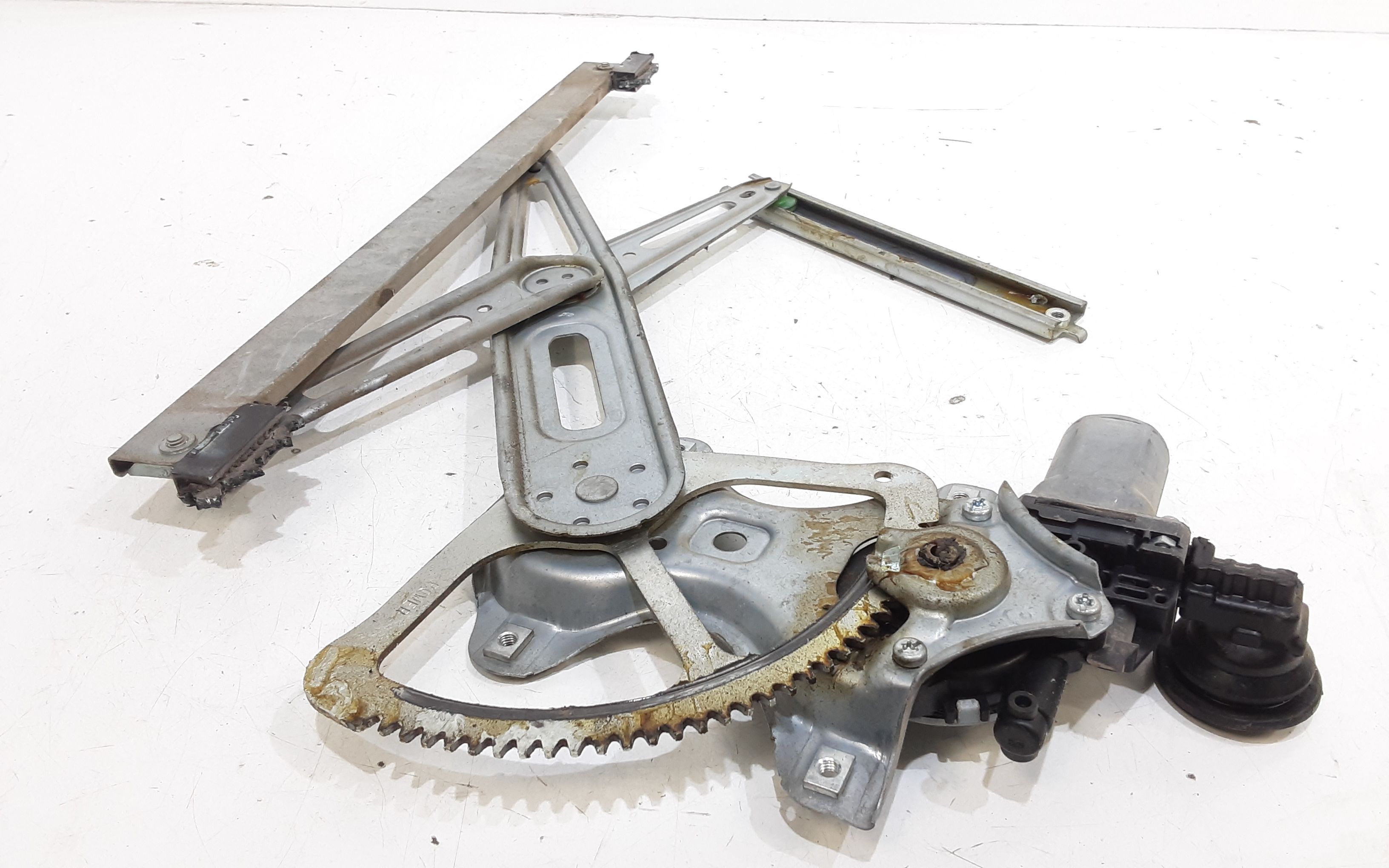 Cremagliera anteriore destra passeggero TOYOTA Yaris Serie (05>08)