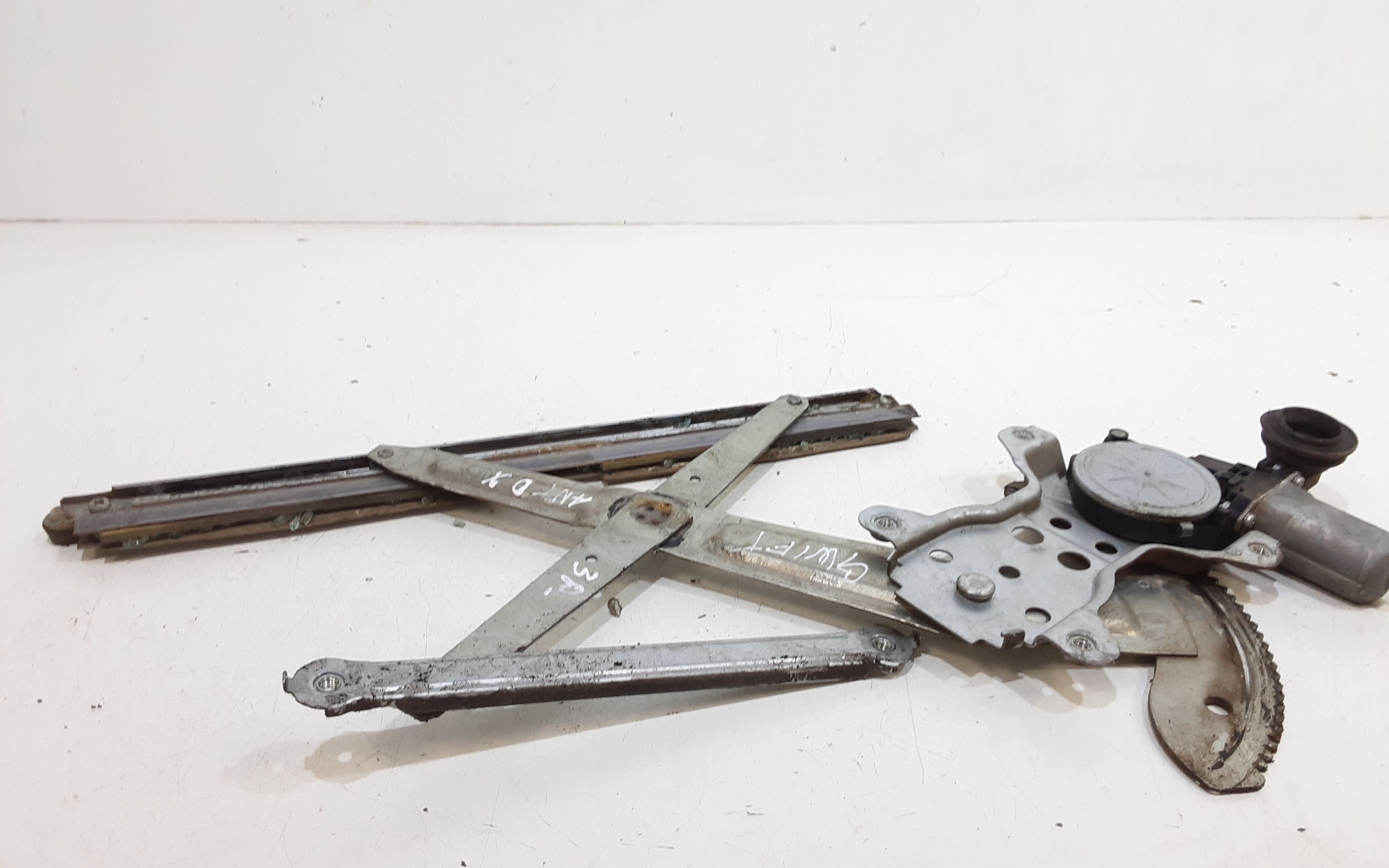 Cremagliera anteriore destra passeggero SUZUKI Swift 4 Serie (04>10)