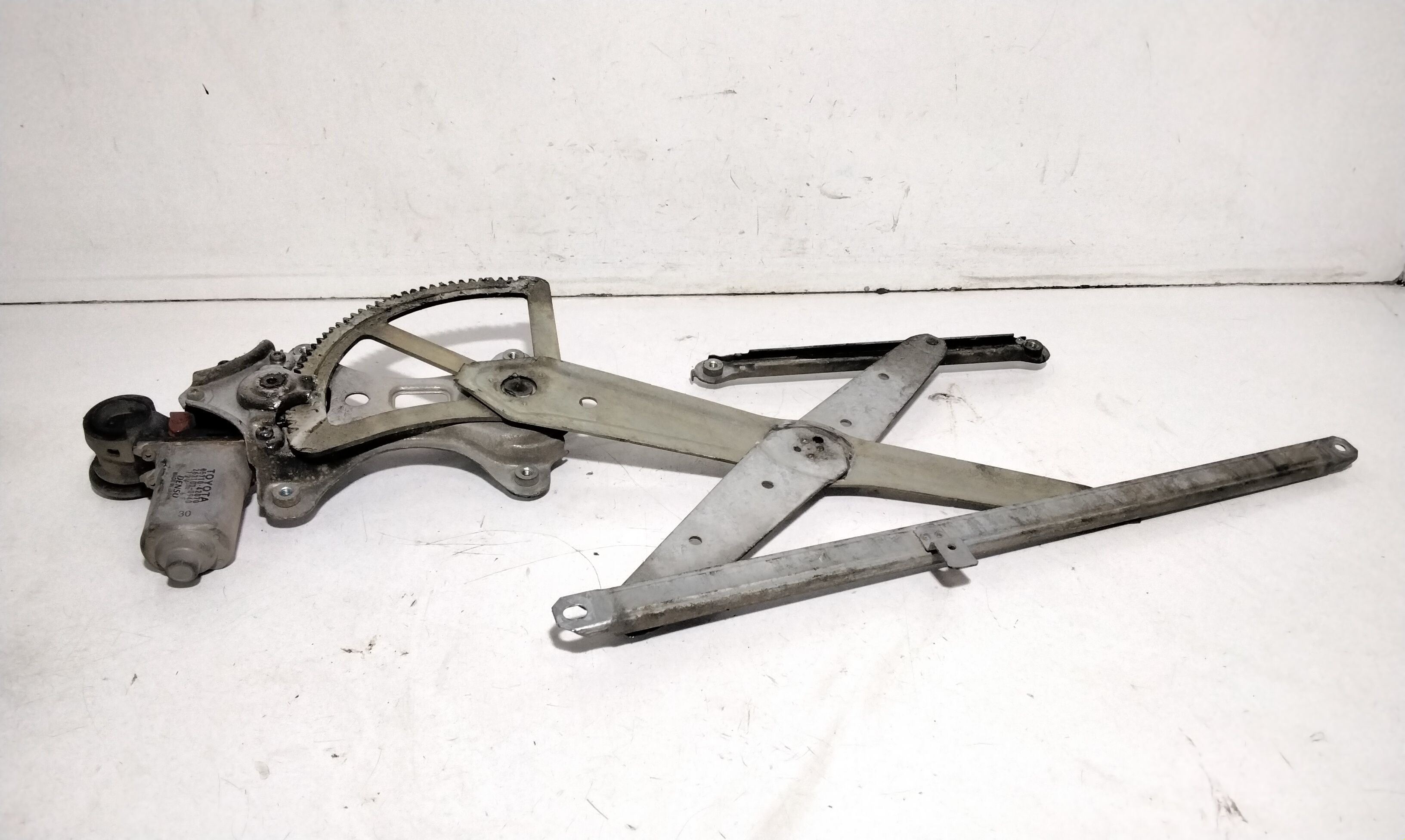 Cremagliera anteriore destra passeggero TOYOTA Rav4 3 Serie