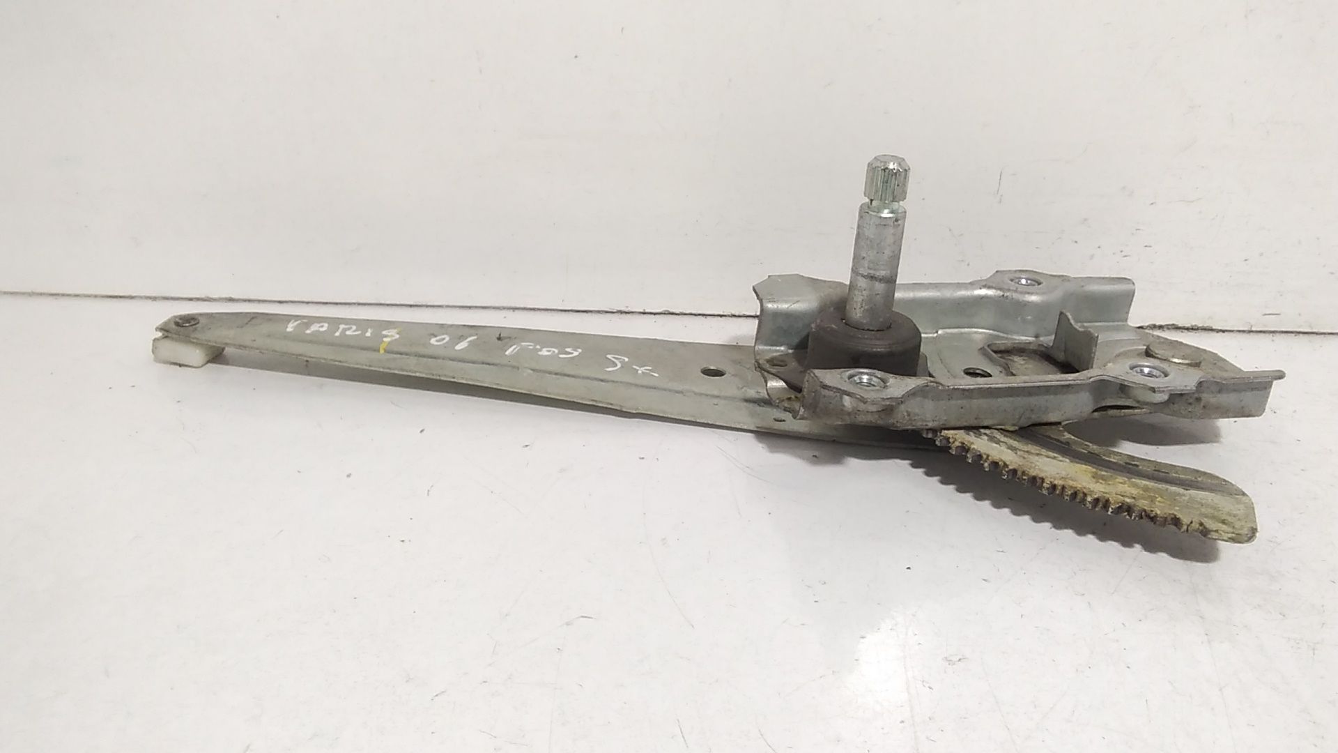 Cremagliera posteriore sinistra guida TOYOTA Yaris Serie (05>08)