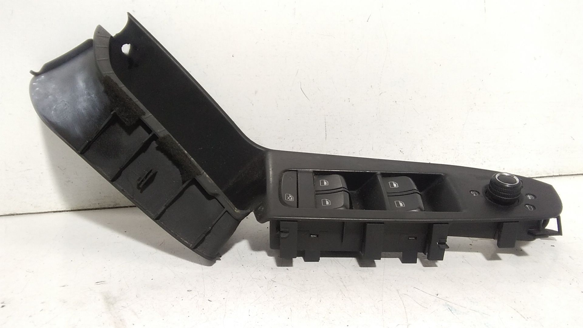 Pulsantiera anteriore sinistra Guida AUDI A4 Avant (8K5) (08>15)