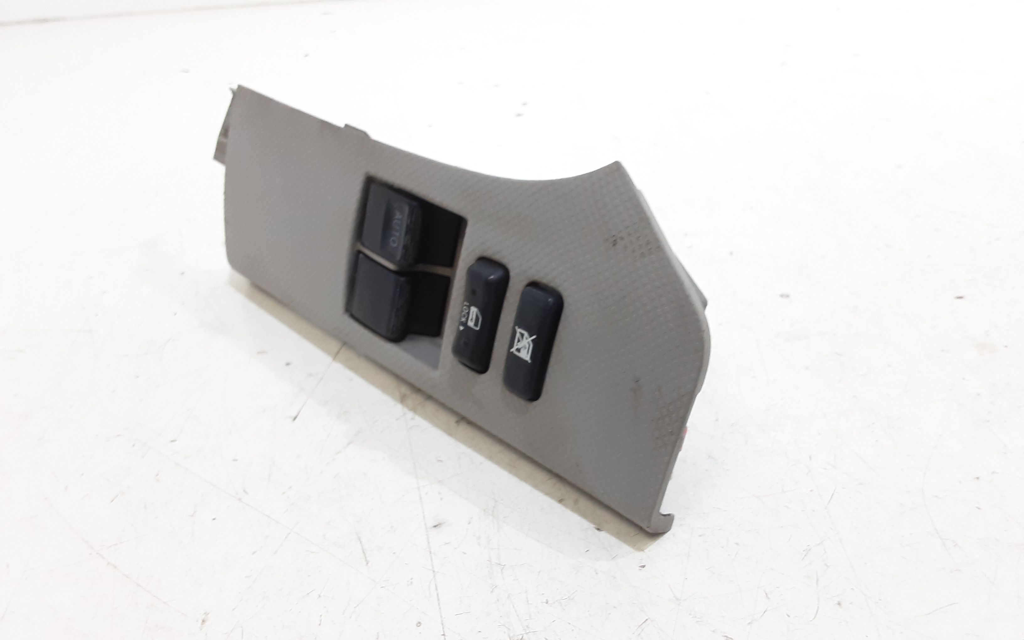 Pulsantiera anteriore sinistra Guida TOYOTA Yaris Serie (05>08)