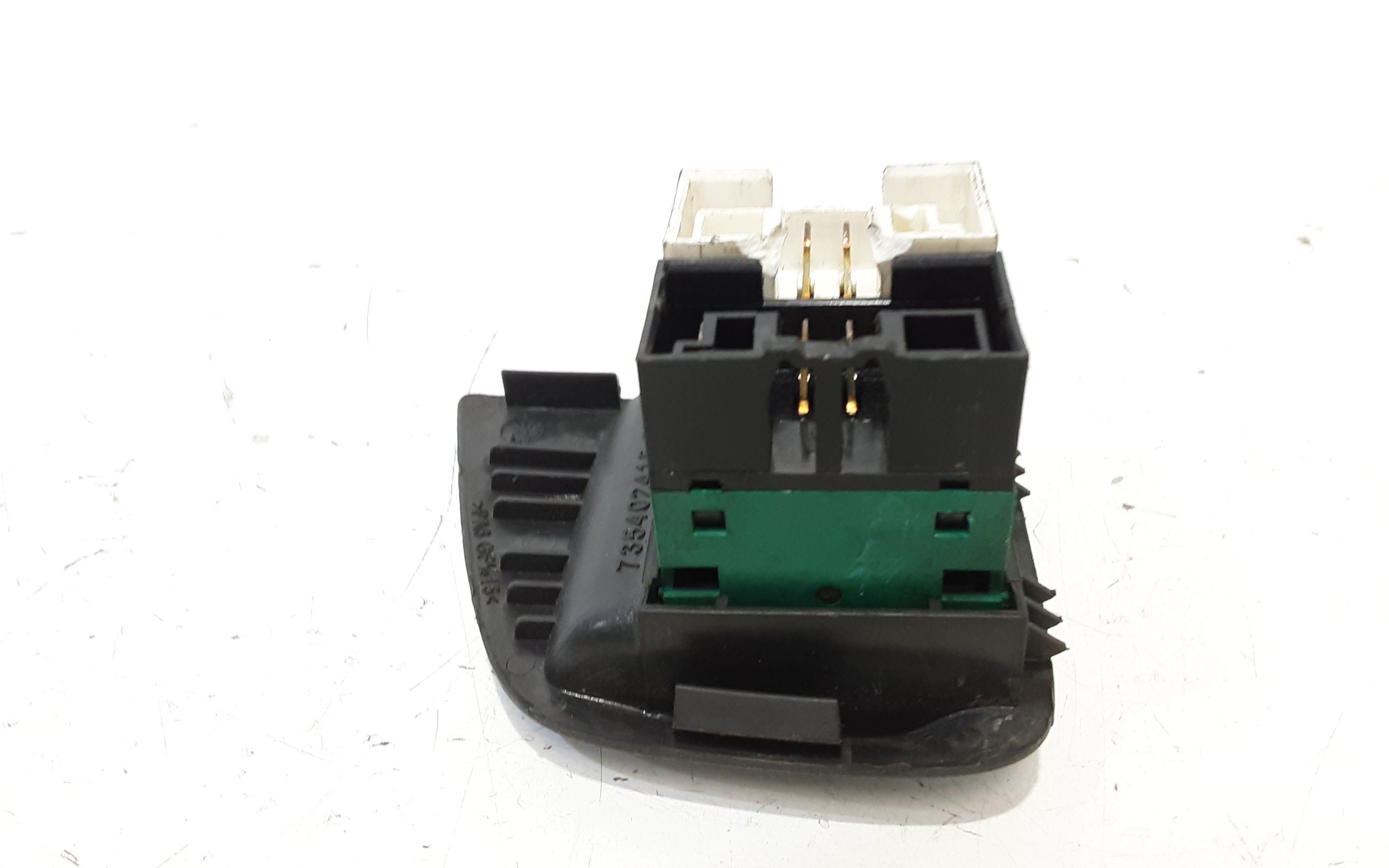 Pulsantiera anteriore sinistra Guida FIAT Dobl Cargo (05>09)