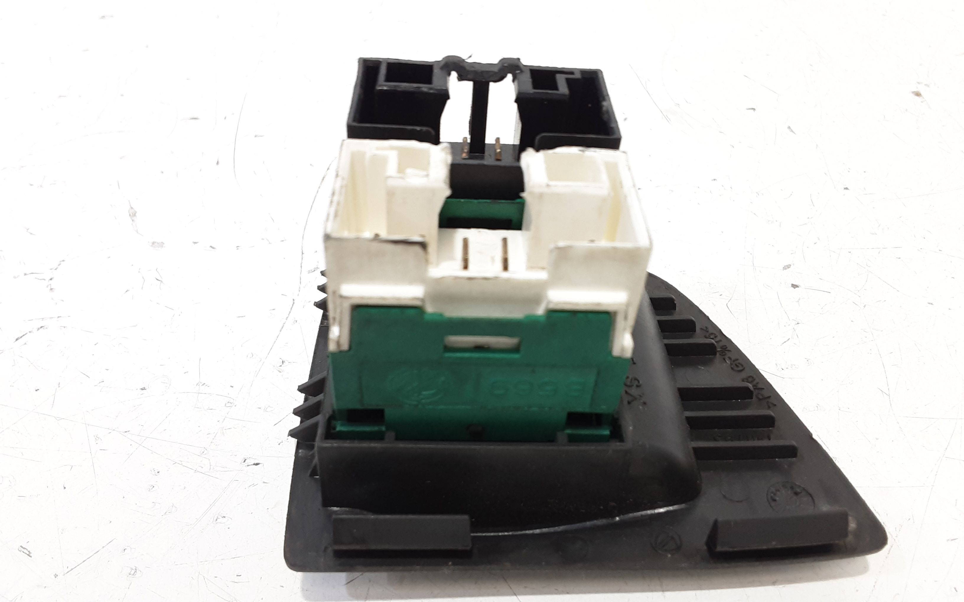 Pulsantiera anteriore sinistra Guida FIAT Dobl Cargo (05>09)