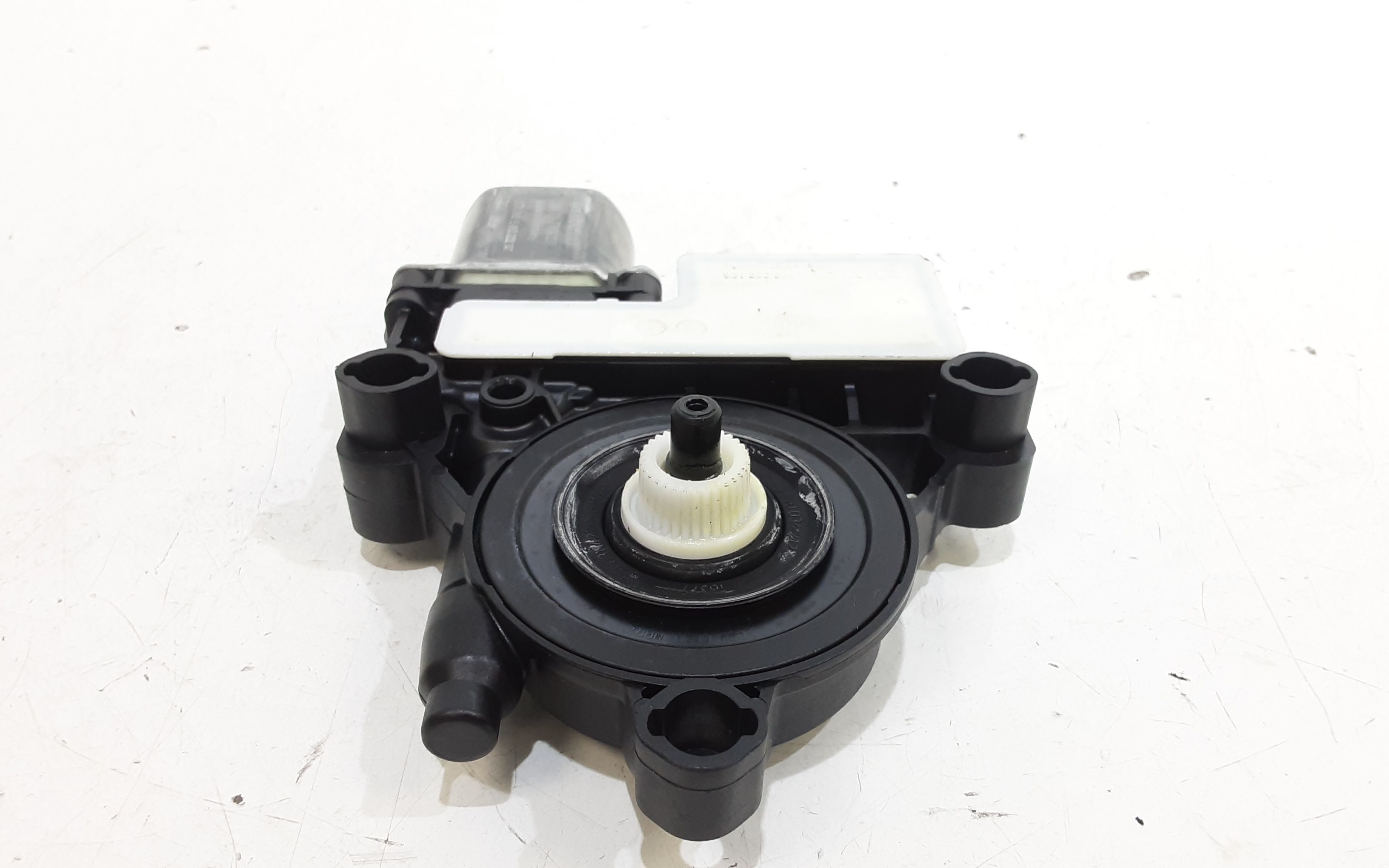 Motorino Alzavetro posteriore destra VOLKSWAGEN Golf Serie VIII (19>)