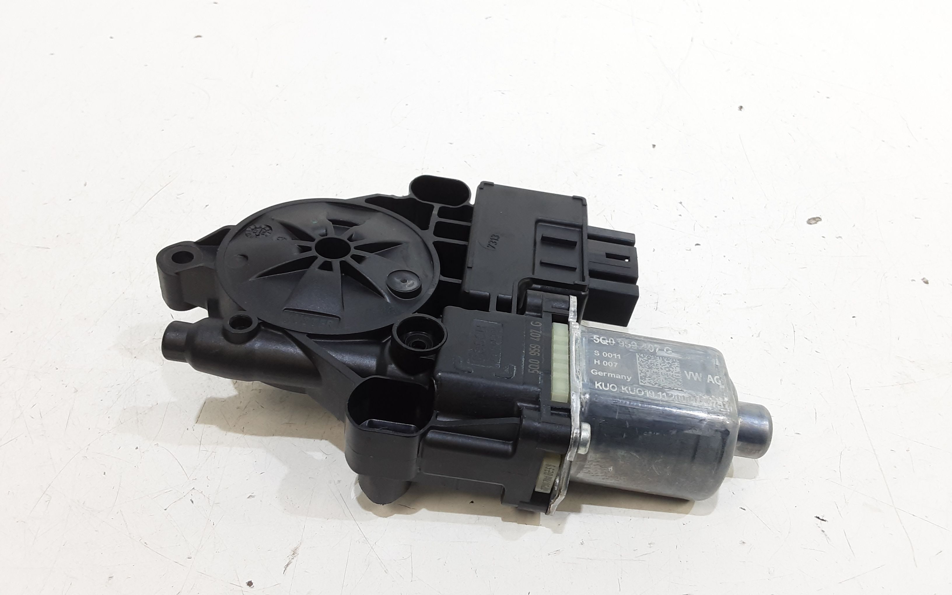 Motorino Alzavetro posteriore destra VOLKSWAGEN Golf Serie VIII (19>)