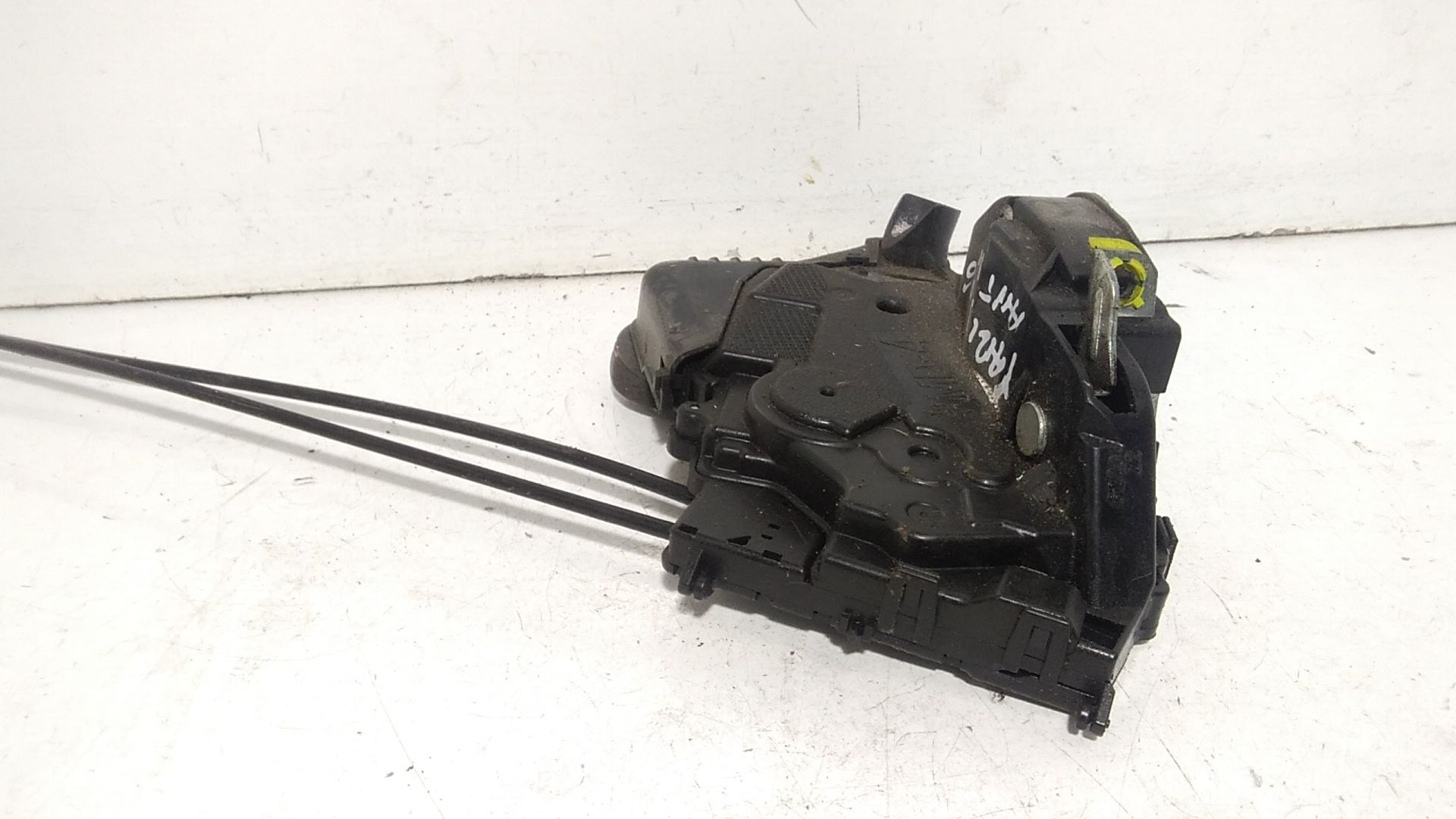 Serratura Anteriore Sinistra TOYOTA Yaris Serie (05>08)