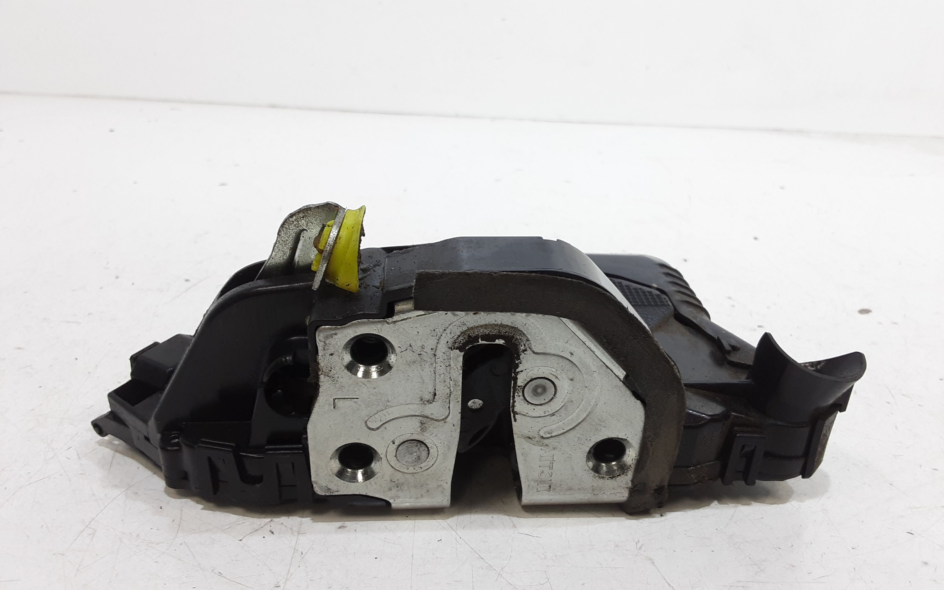 Serratura Anteriore Sinistra TOYOTA Yaris Serie (05>08)