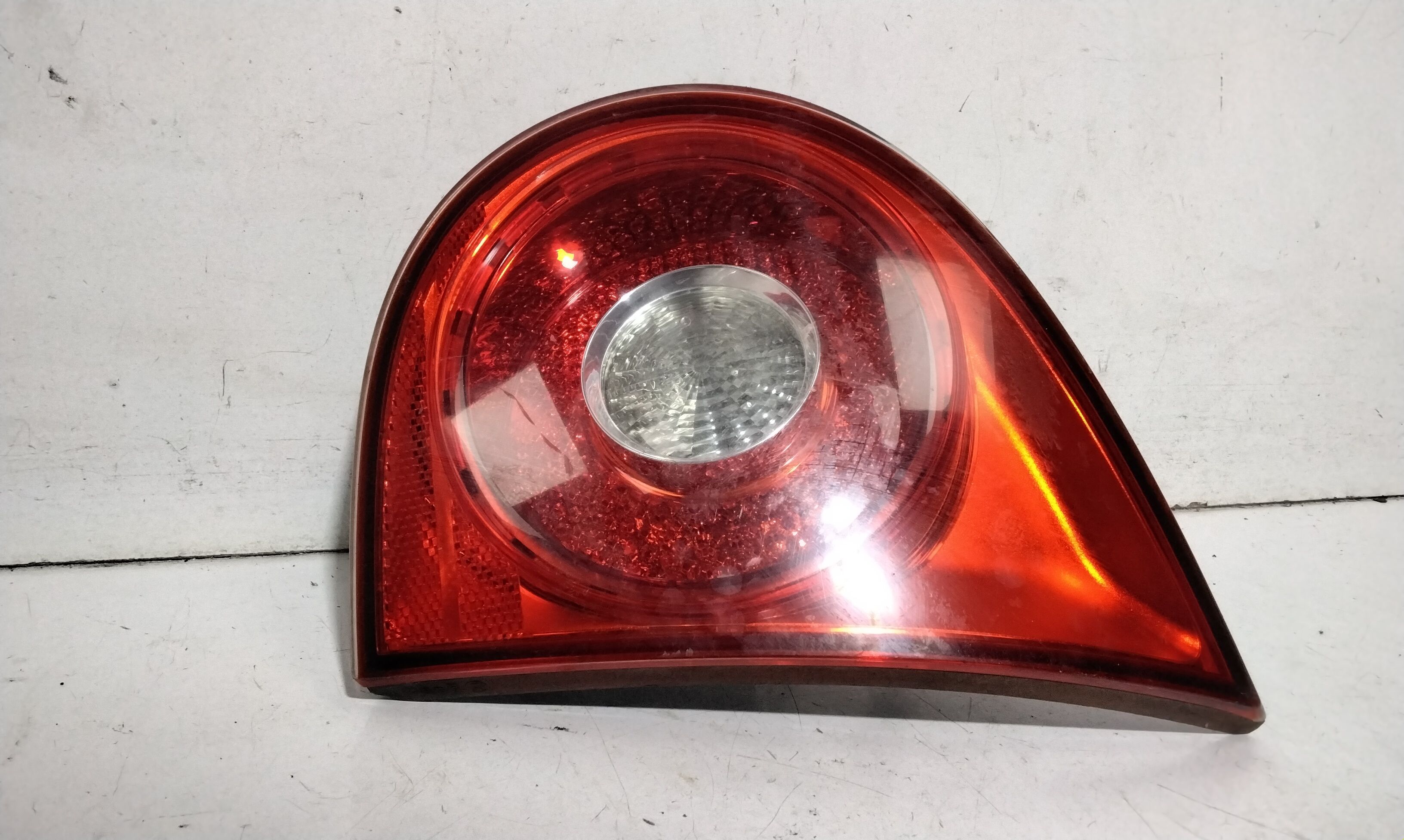 Stop Posteriore Destro Integrato nel Portello VOLKSWAGEN Golf 5 Berlina (03>08)