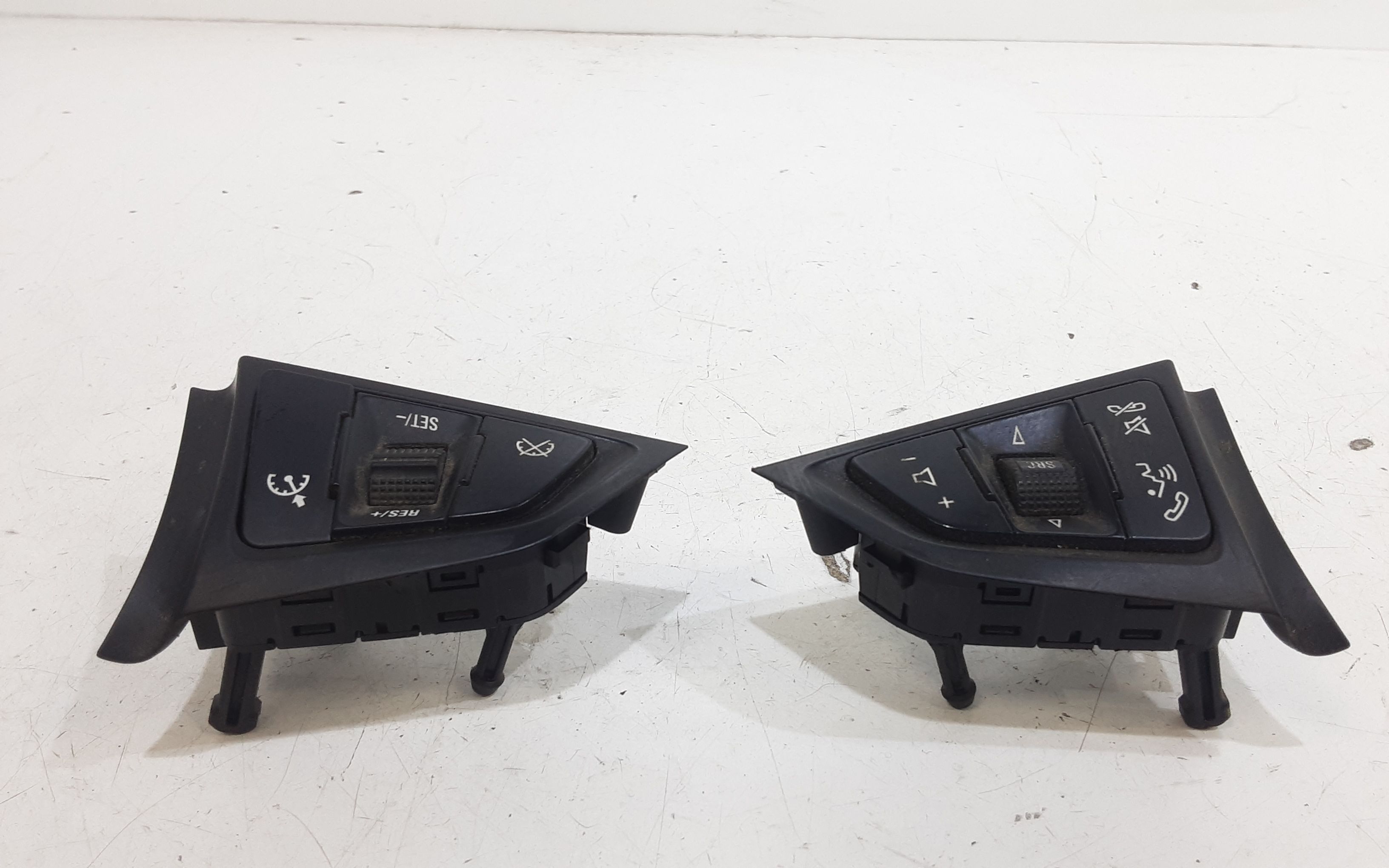 Comandi al volante multifunzione FORD Fiesta 6 Serie